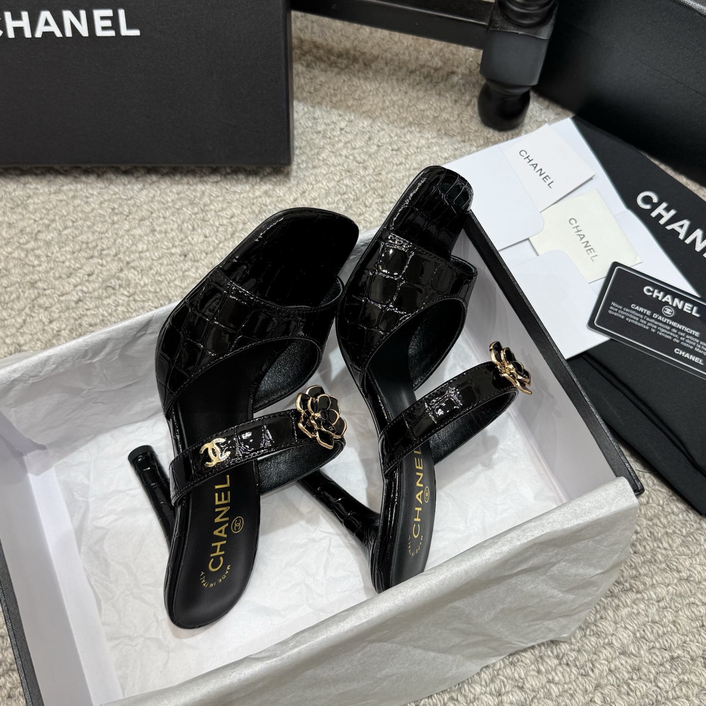 Chanel Slides