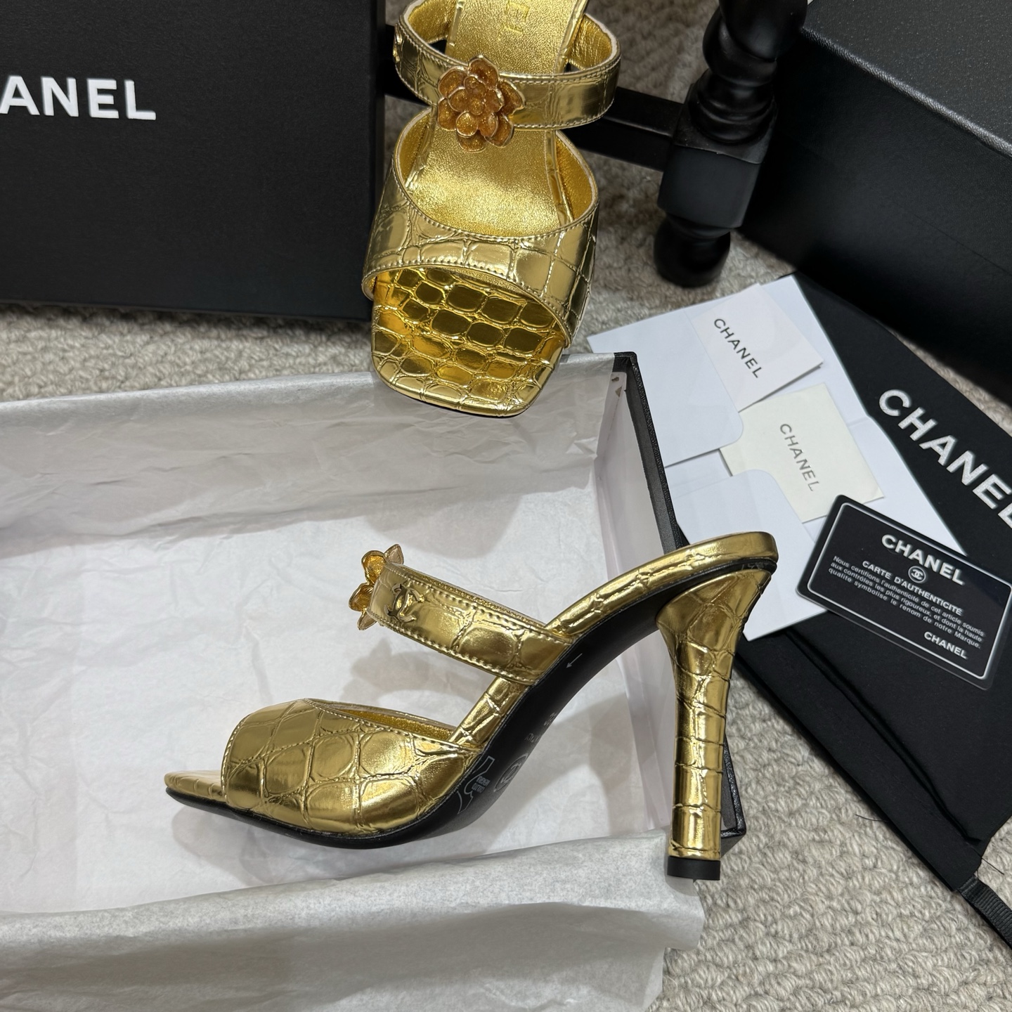 Chanel Slides