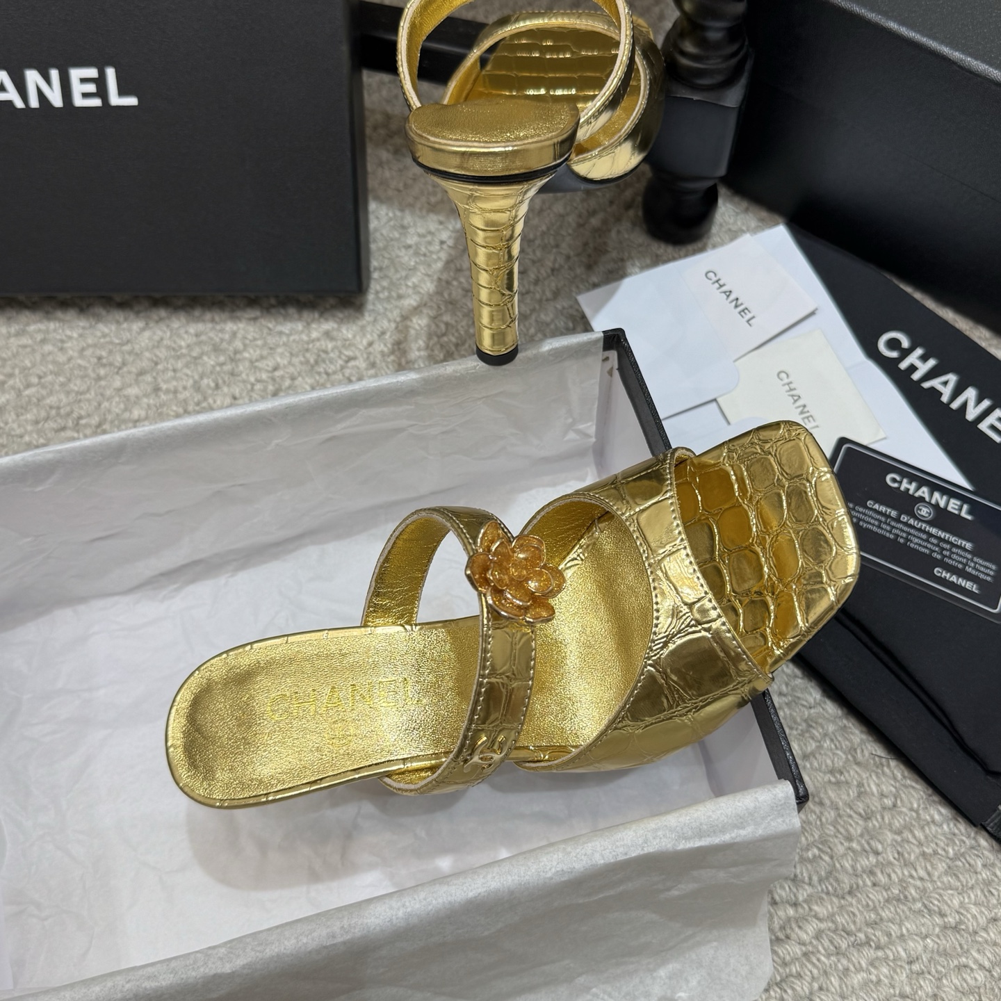 Chanel Slides