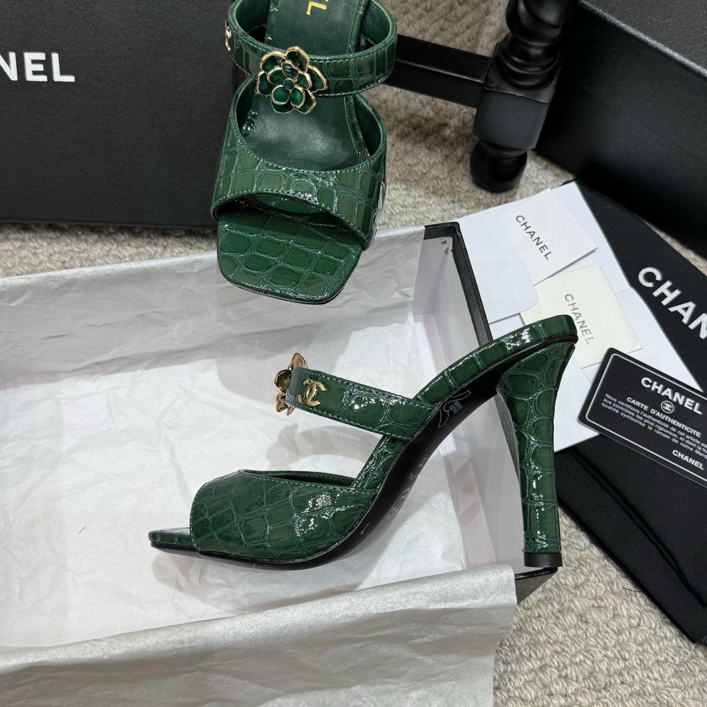Chanel Slides