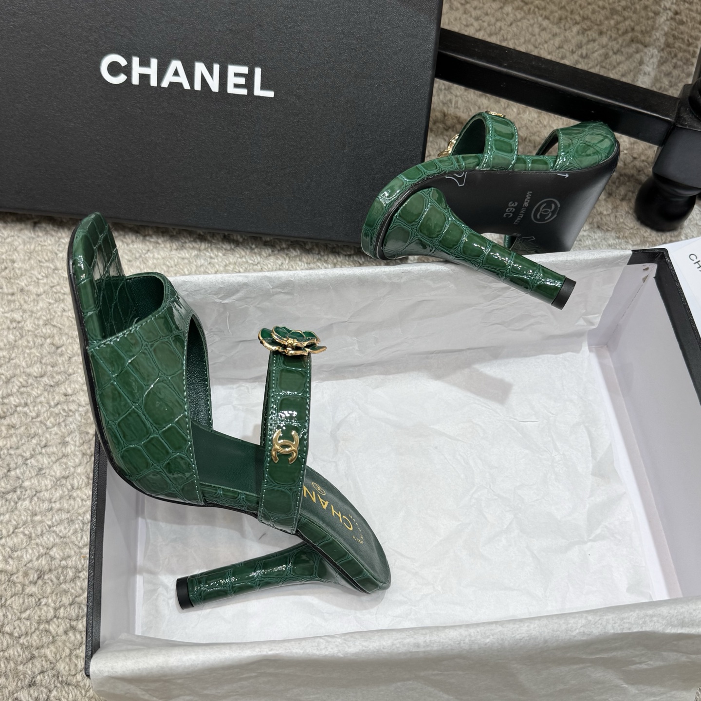 Chanel Slides