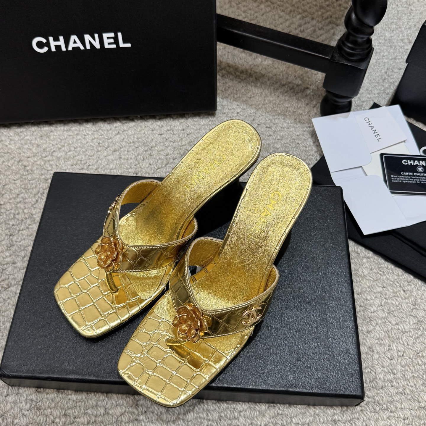 Chanel Slides