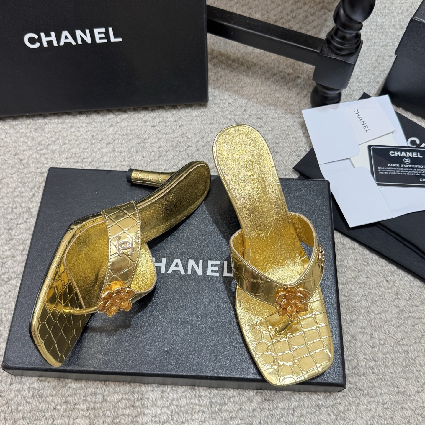 Chanel Slides