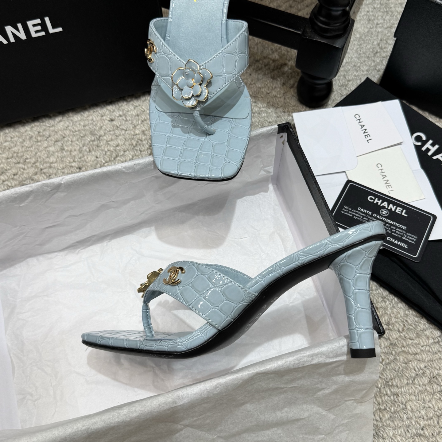 Chanel Slides