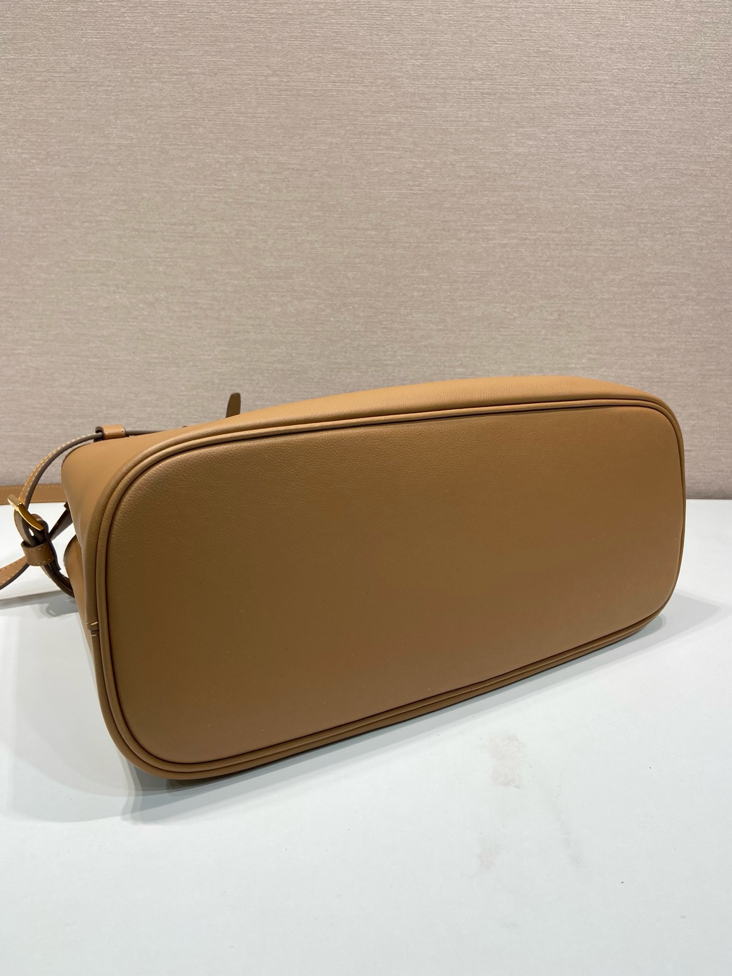 Prada 1BA417 Large Caramel Leather Handbag with Adjustable Shoulder Strap 8 i1744872166 3539 0