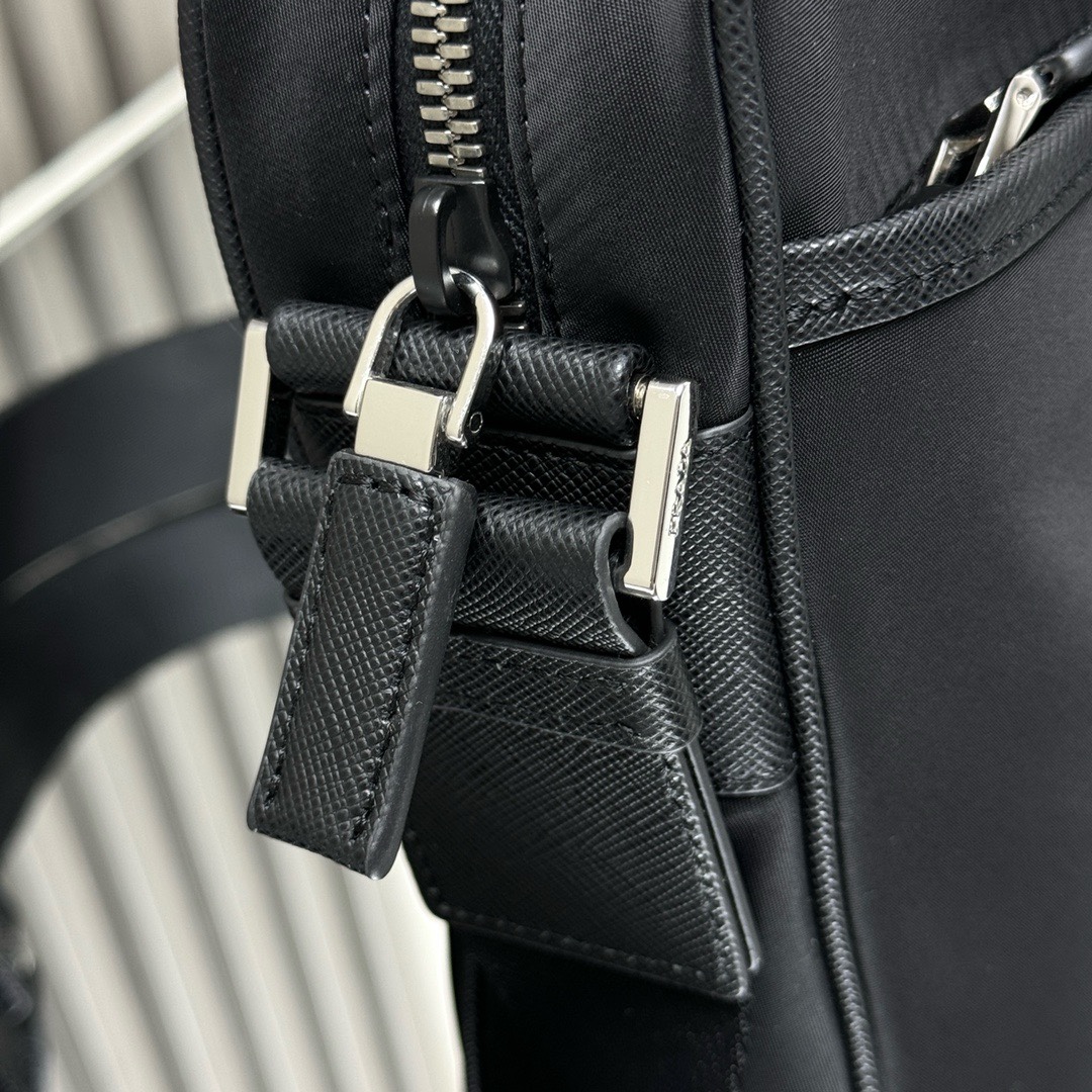 Prada 2VH112 Black Nylon Crossbody Bag with Mini Pouch - Stylish & Versatile 8 i1745647110 9795 4