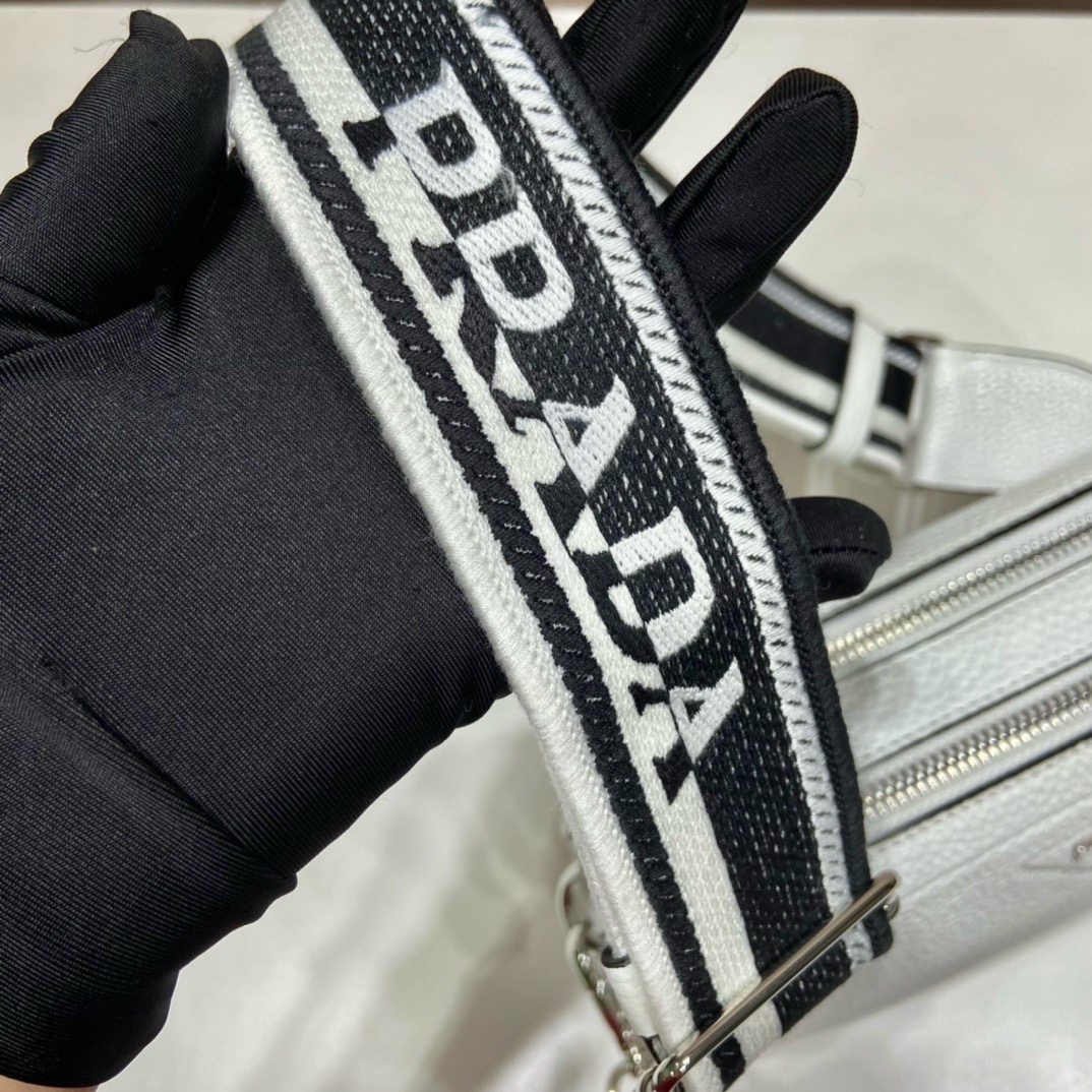 Prada 1BD082 White Leather Camera Bag with Interchangeable Shoulder Straps 6 i1745648181 2717 6