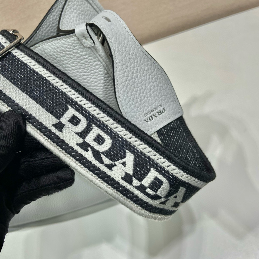 Prada 1BC073 Leather Mini Shoulder Bag with Logo Strap - Modern Style 5 i1746601099625 1657 0 4