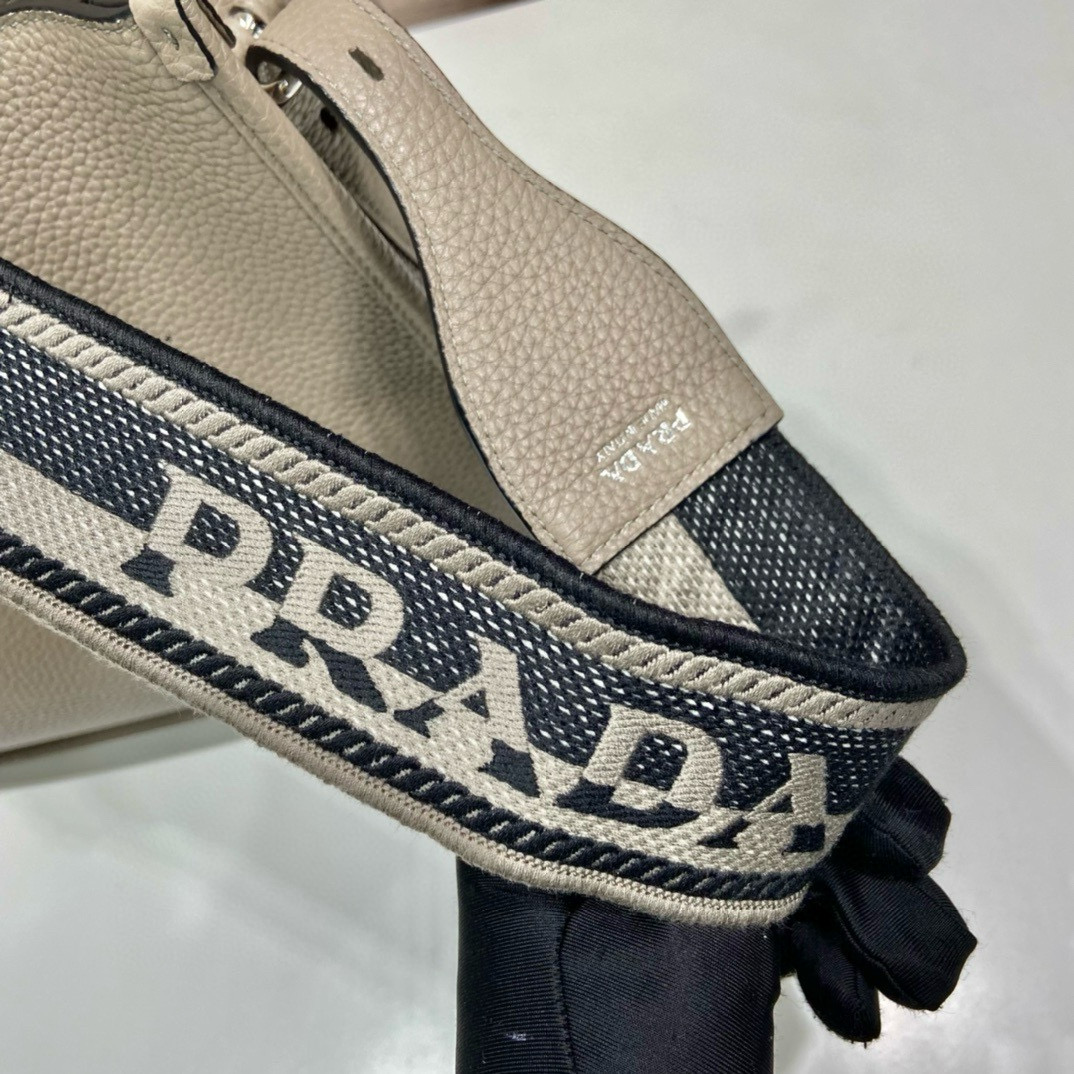 Prada Woven Crossbody Bag 1BC073, Large Tote with Adjustable Logo Strap 6 i1746601128571 3034 0 4