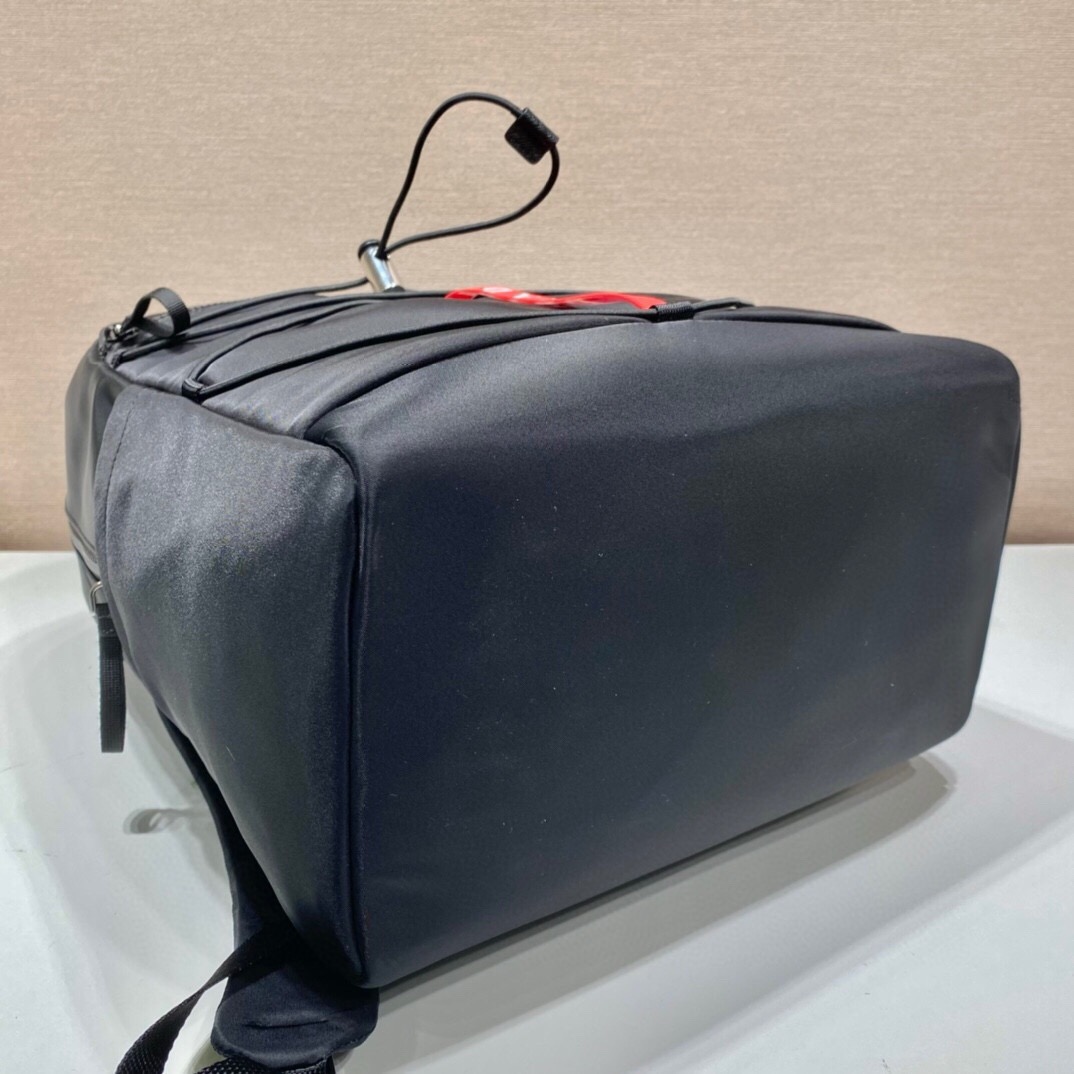 Prada 2VZ085 Black Nylon Backpack with Exterior Zip Pocket and Adjustable Straps 6 i1748498557363 2887 0 5