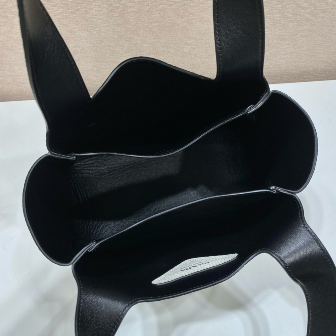 Prada 1BG335 Ice Gray Leather Tote Bag, 25x21.5x14cm, Top-Handle & Shoulder Bag 9 i1752663352719 3158 0 7