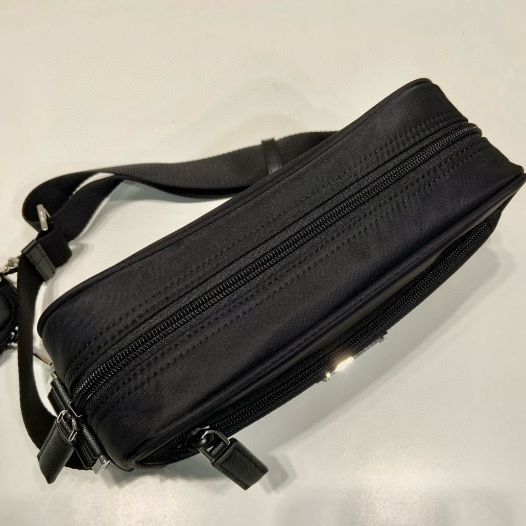 Prada 1BC167 Nylon Shoulder Bag with Detachable Mini Pouch - Unisex Design 5 i1753466296689 784 0 3