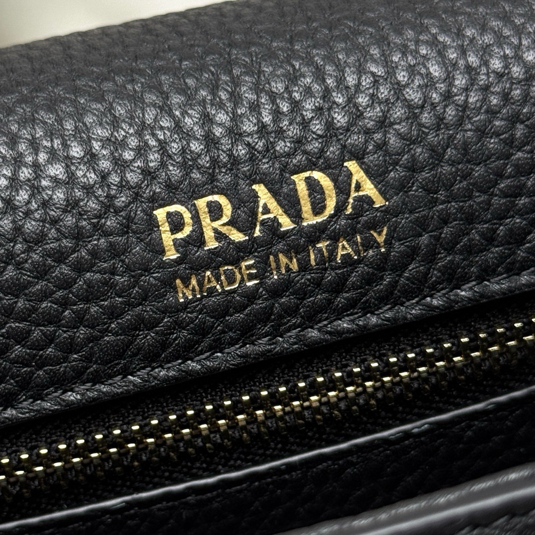 Prada 1BD314 Leather Shoulder Bag with Interchangeable Straps 9 i1754023064971 3415 0 8