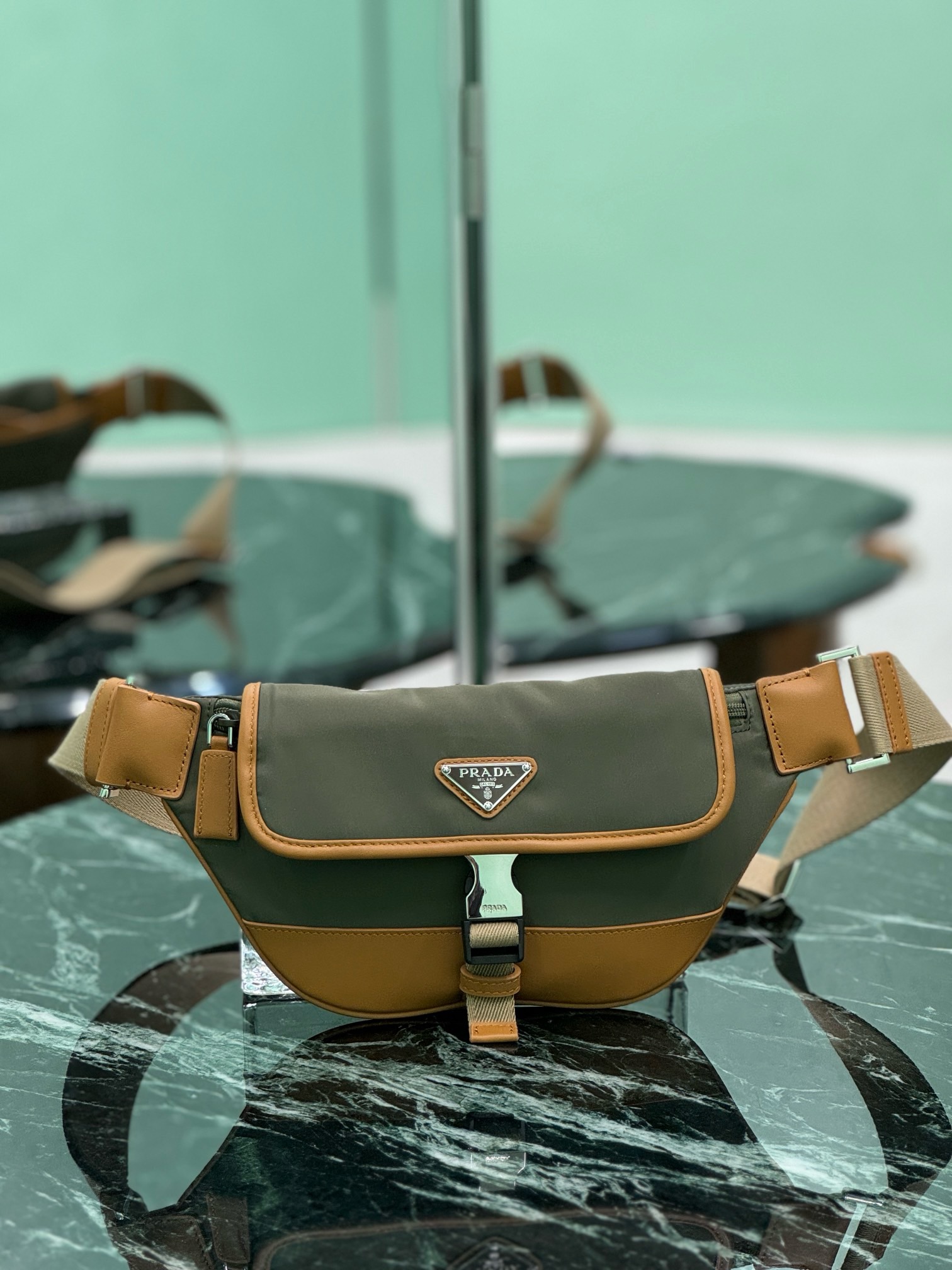 Prada Nylon Messenger Bag, Men's Chest Bag, Crossbody, Lightweight and Practical 2 i1754026127945 1292 0 0