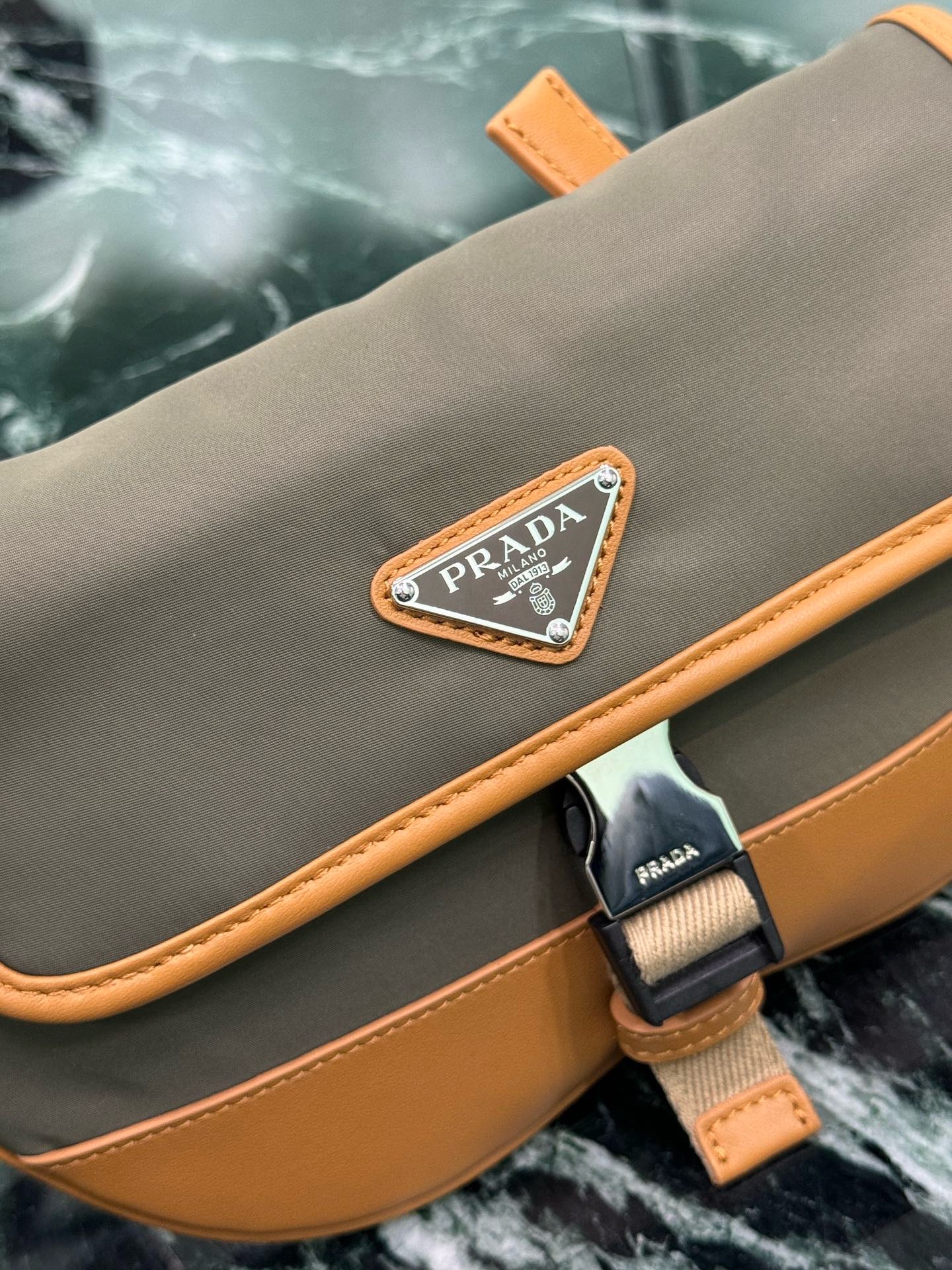 Prada Nylon Messenger Bag, Men's Chest Bag, Crossbody, Lightweight and Practical 6 i1754026128192 7601 0 4