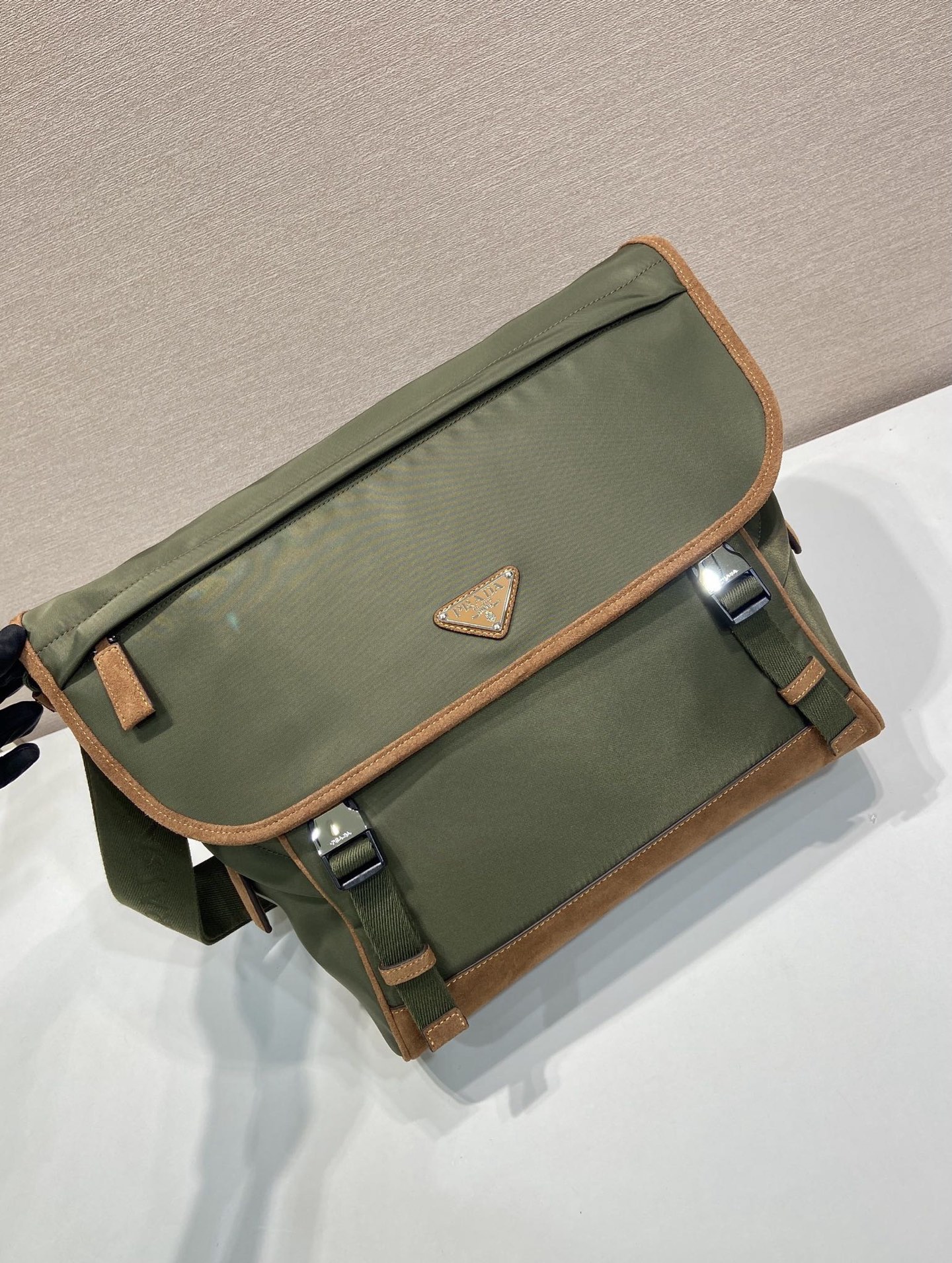 Prada Re-Nylon Messenger Bag Olive Green Leather Trim, 30x27.5x14.5cm 4 i1754639644957 8359 0 3