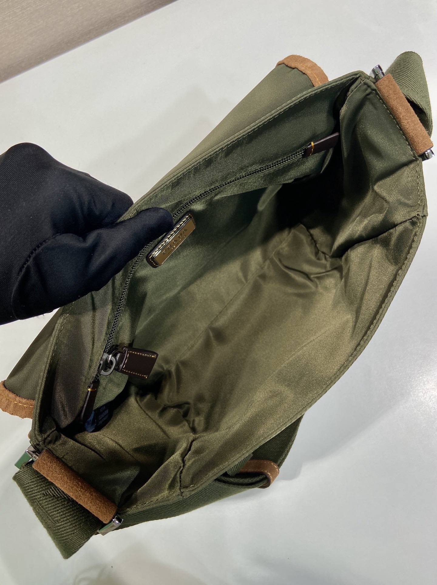 Prada Re-Nylon Messenger Bag Olive Green Leather Trim, 30x27.5x14.5cm 7 i1754639650694 4252 0 6