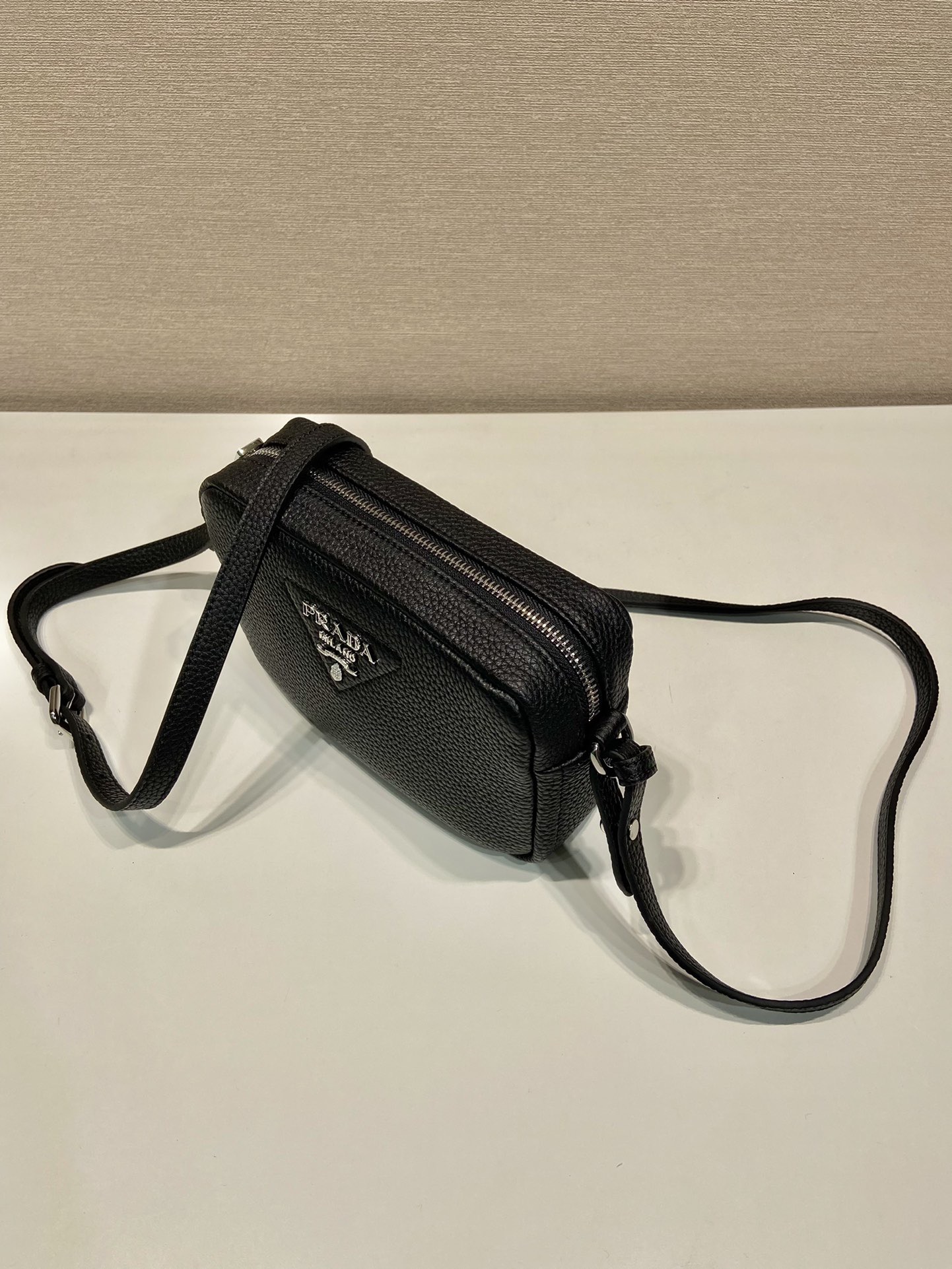 Prada 1BH192 Leather Crossbody Bag with Double Shoulder Straps 4 i1755356913004 9634 0 2