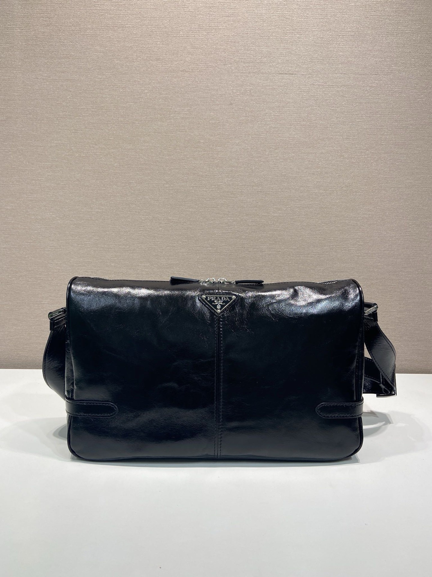Prada 2VH187 Black Oil Waxed Leather Messenger Bag Crossbody 2 i1755680183300 5672 0 1