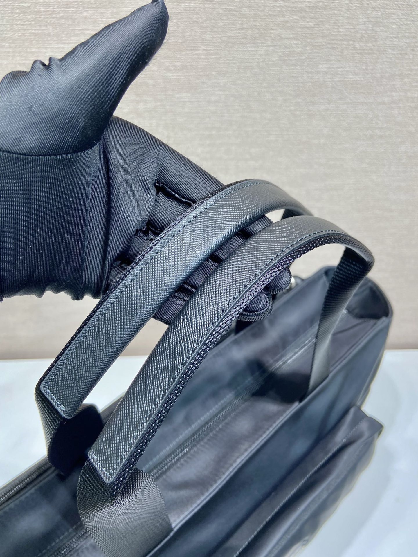 Prada Nylon Tote Bag - Versatile and Stylish Carryall (2VG097) 8 i1755748193164 7624 0 6