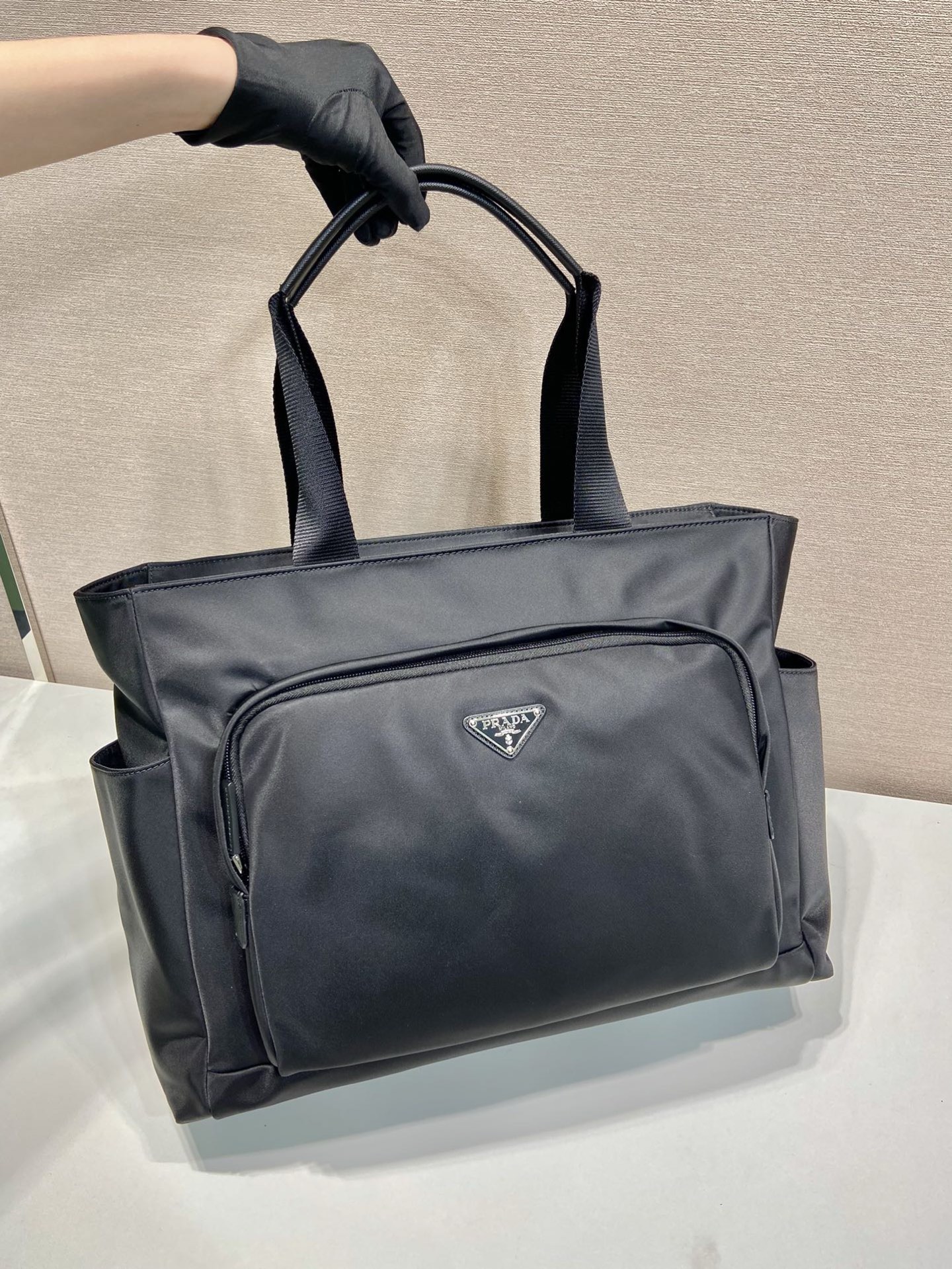 Prada Nylon Tote Bag - Versatile and Stylish Carryall (2VG097) 3 i1755748193165 85 0 1