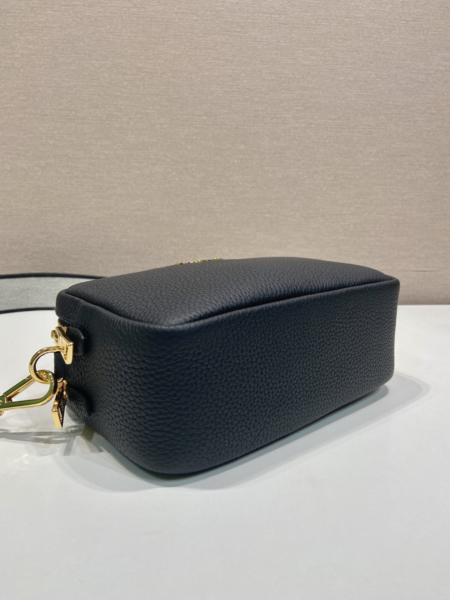 Prada Leather Crossbody Bag with Adjustable Straps, 8.6 x 5.5 x 3.1 Inches 7 i1756371791955 8516 0 5