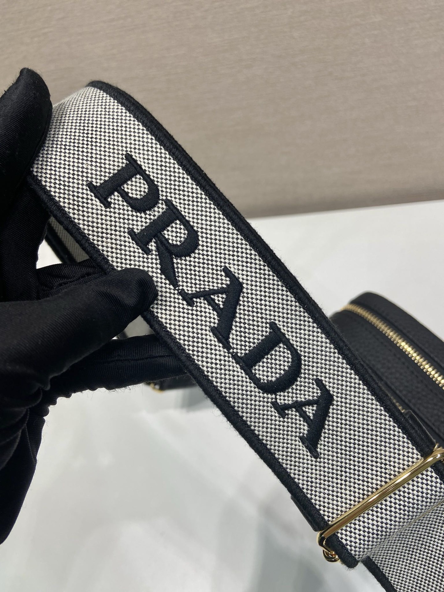 Prada Leather Crossbody Bag with Adjustable Straps, 8.6 x 5.5 x 3.1 Inches 8 i1756371795000 550 0 6