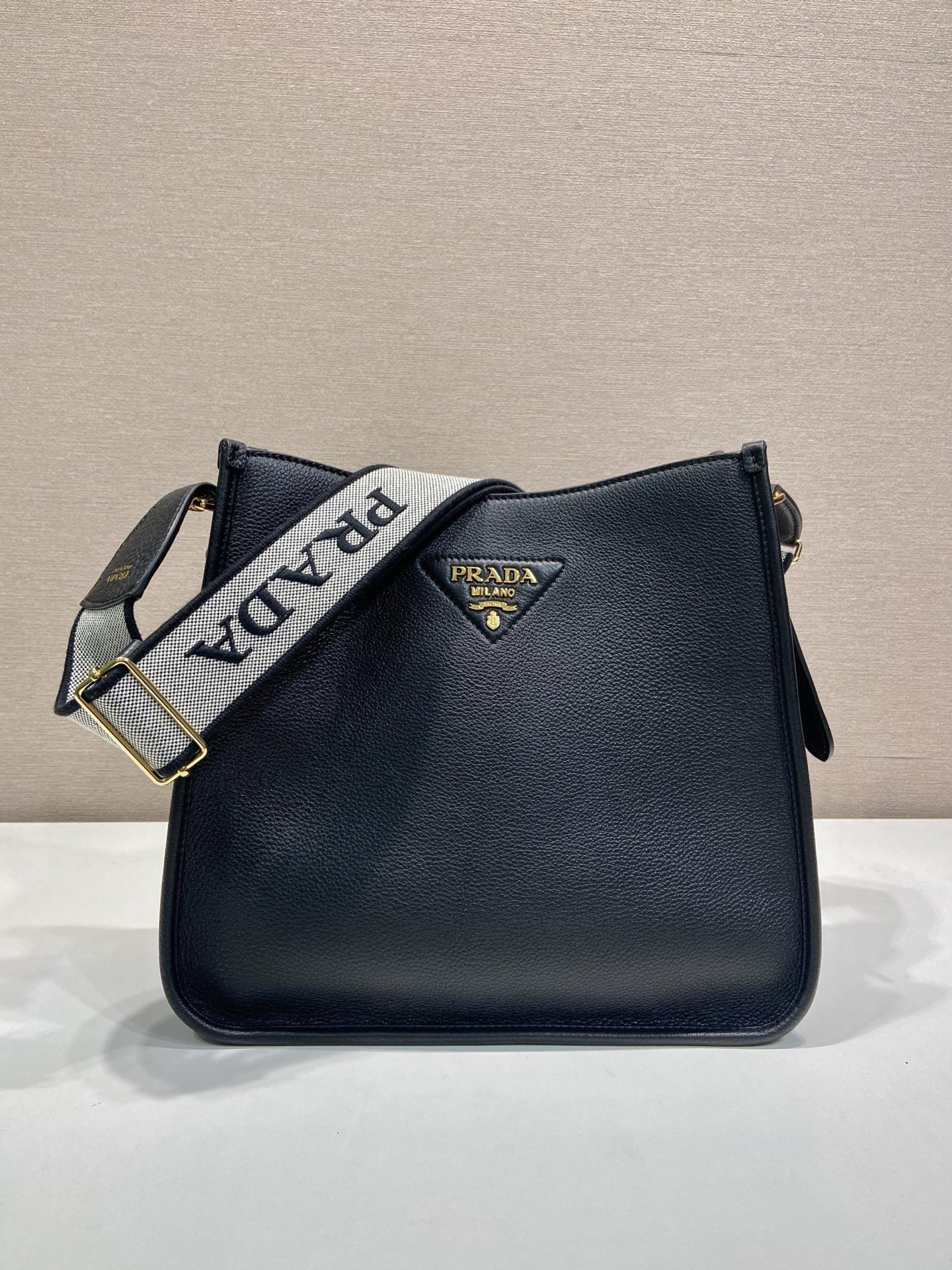 Prada Leather Shoulder Bag with Logo Strap - Modern Elegance, Stylish 2 i1756372522362 526 0 0