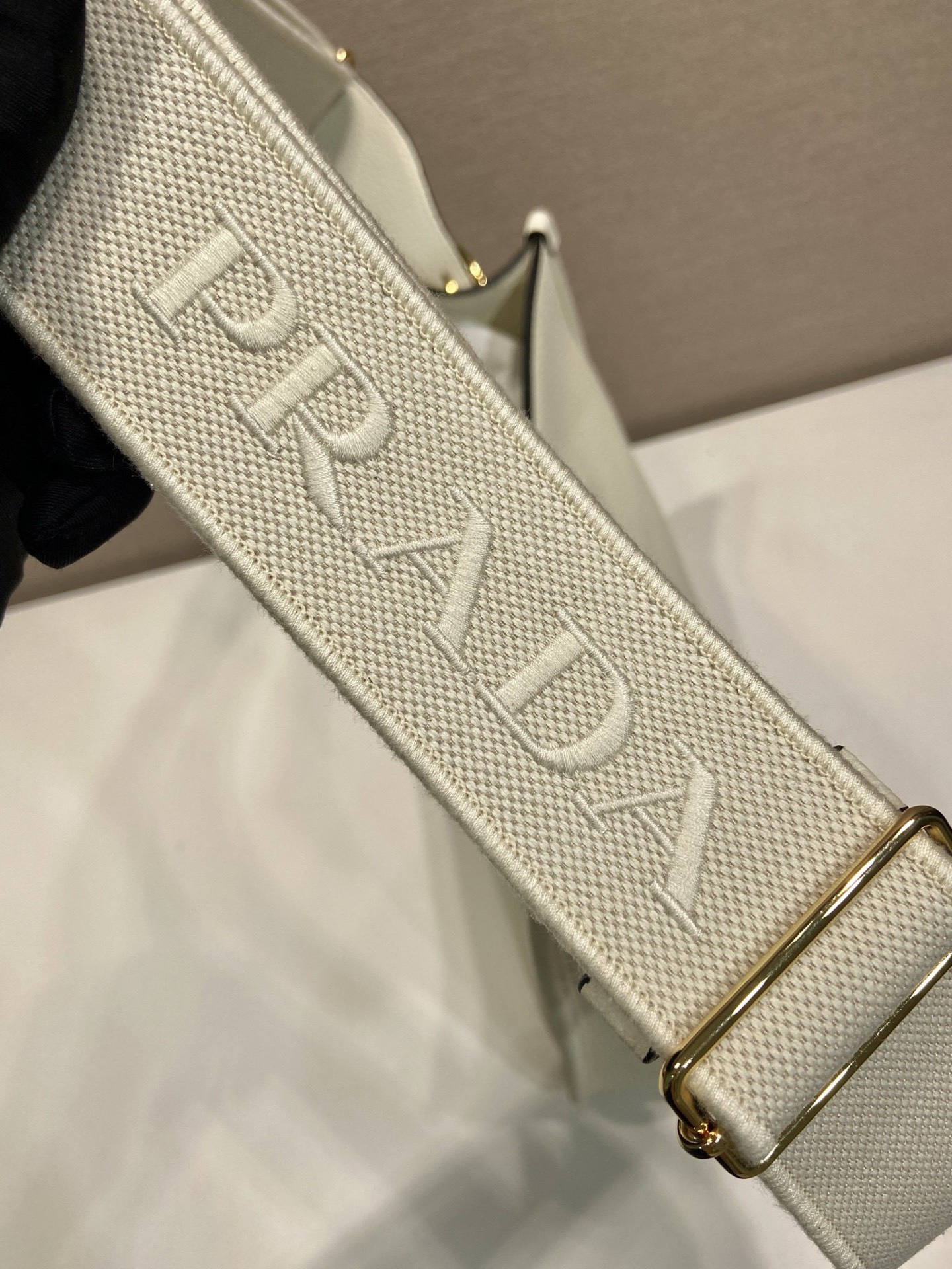 Prada Leather Mini Shoulder Bag with Logo Strap - Modern Fashion Crossbody 7 i1756372542900 4497 0 5