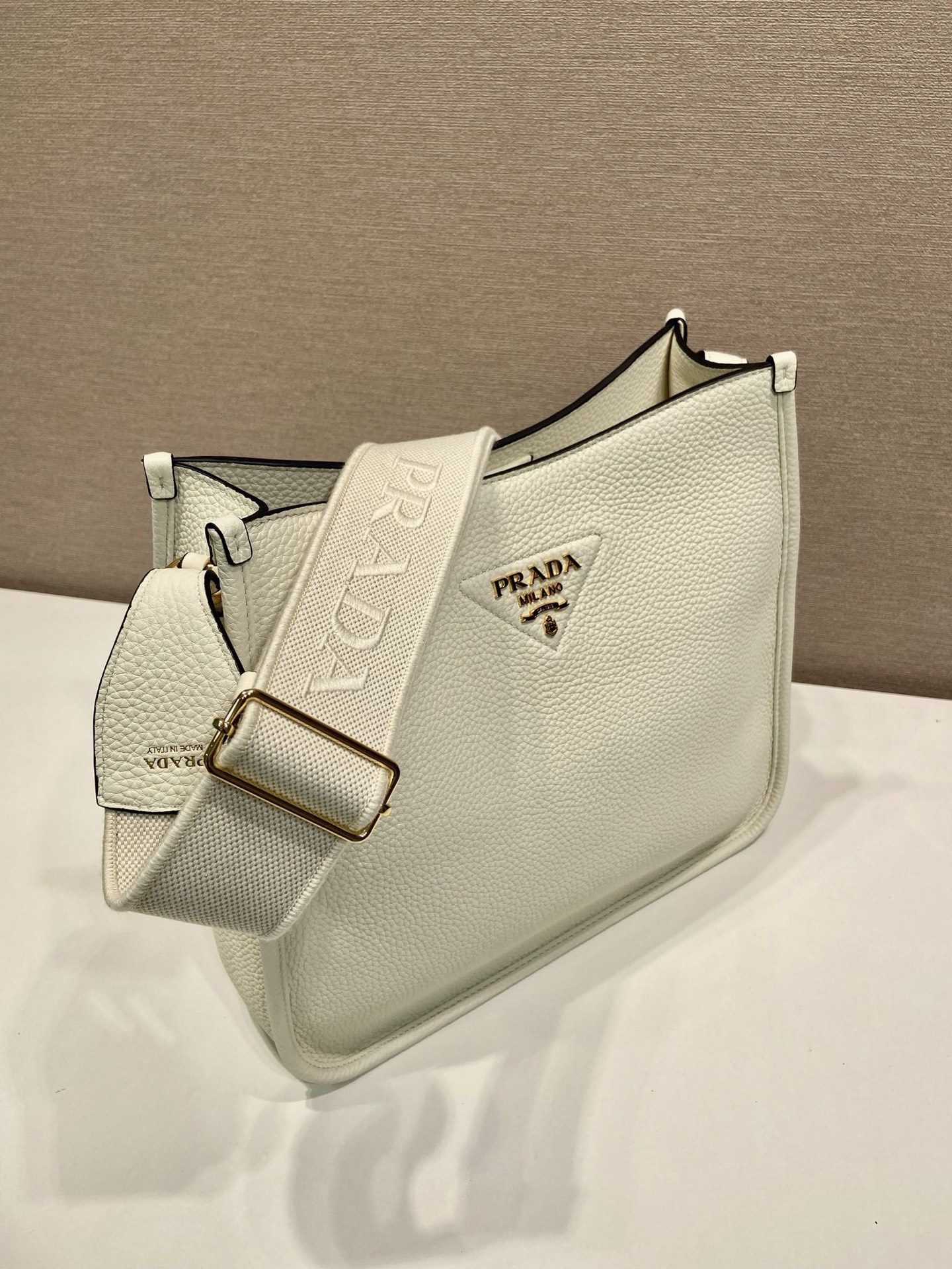 Prada Leather Mini Shoulder Bag with Logo Strap - Modern Fashion Crossbody 3 i1756372544970 3005 0 1