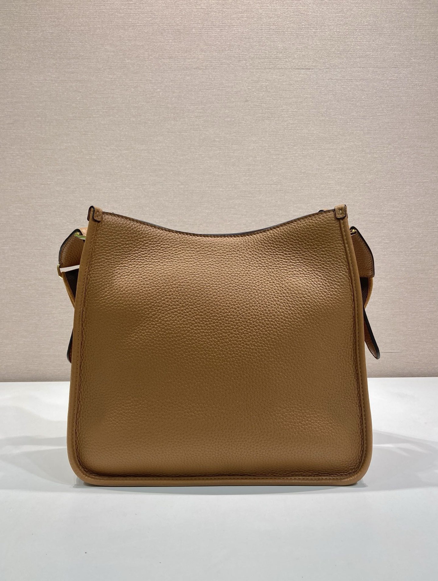Prada Leather Mini Shoulder Bag with Logo Strap - Modern & Stylish 4 i1756372574185 1357 0 2