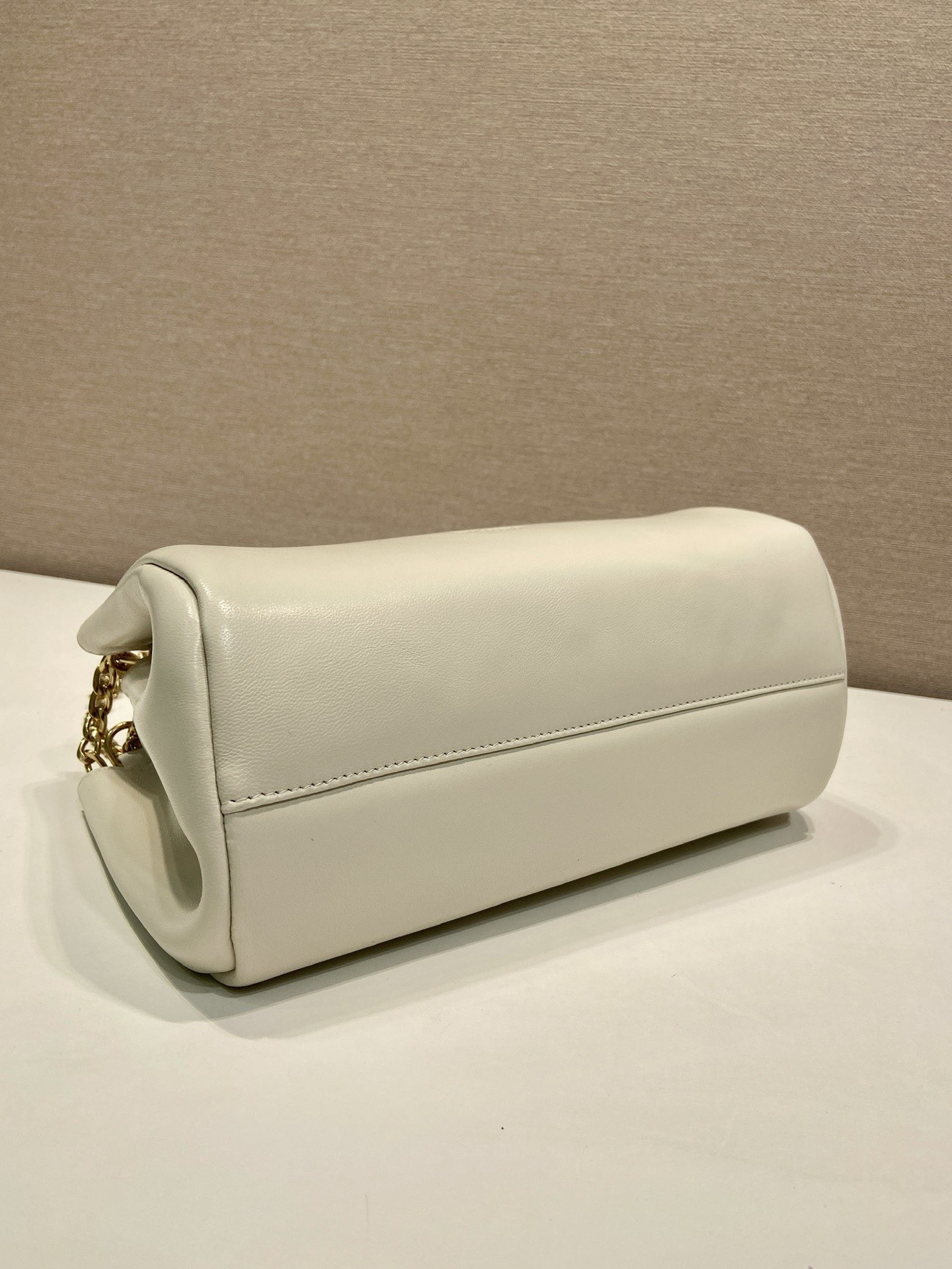 Prada Tumulte Nappa Leather Shoulder Bag with Chain Strap - 1BD395 7 i1757144999756 1287 0 5