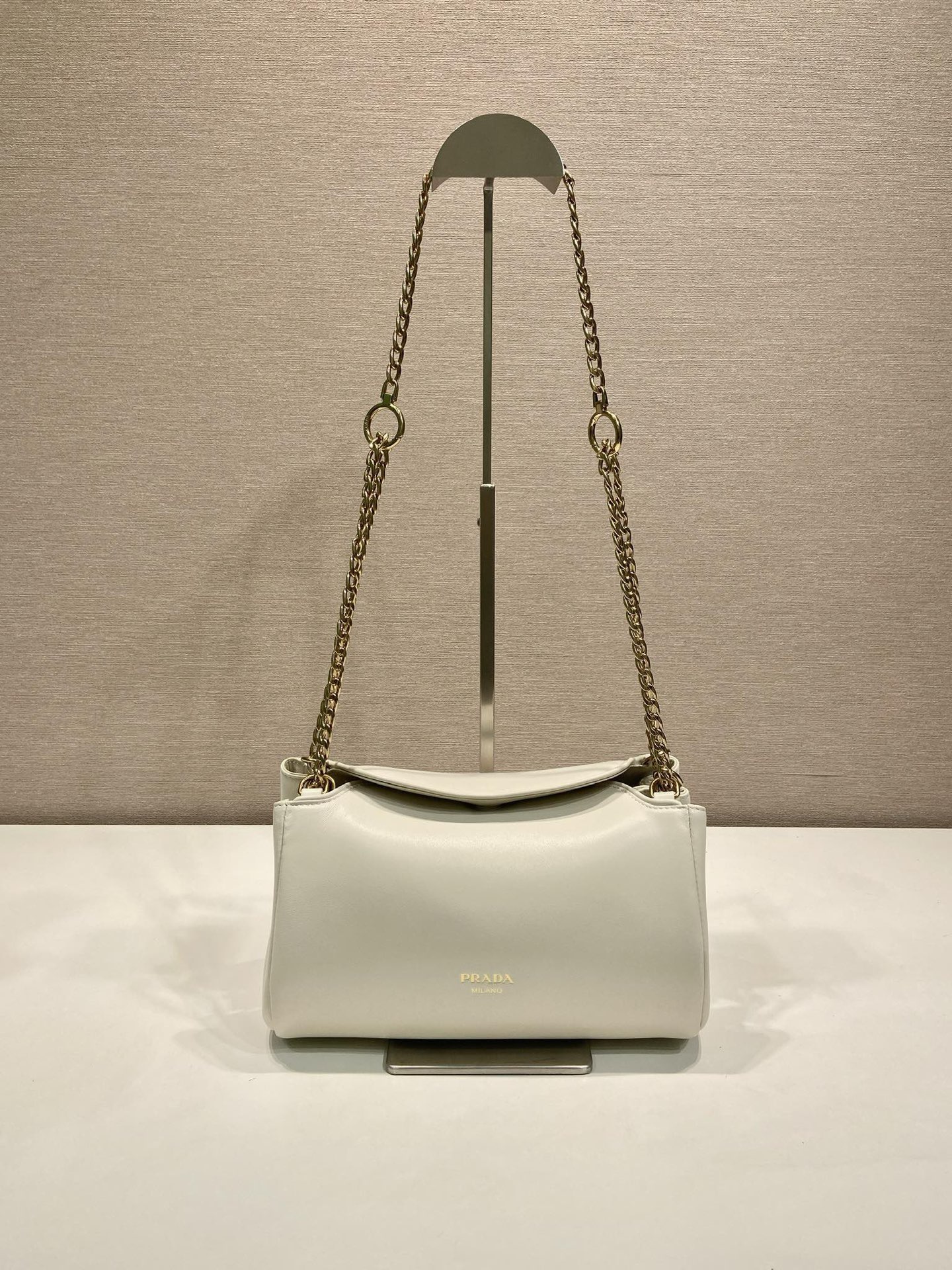 Prada Tumulte Nappa Leather Shoulder Bag with Chain Strap - 1BD395 2 i1757144999870 3670 0 0