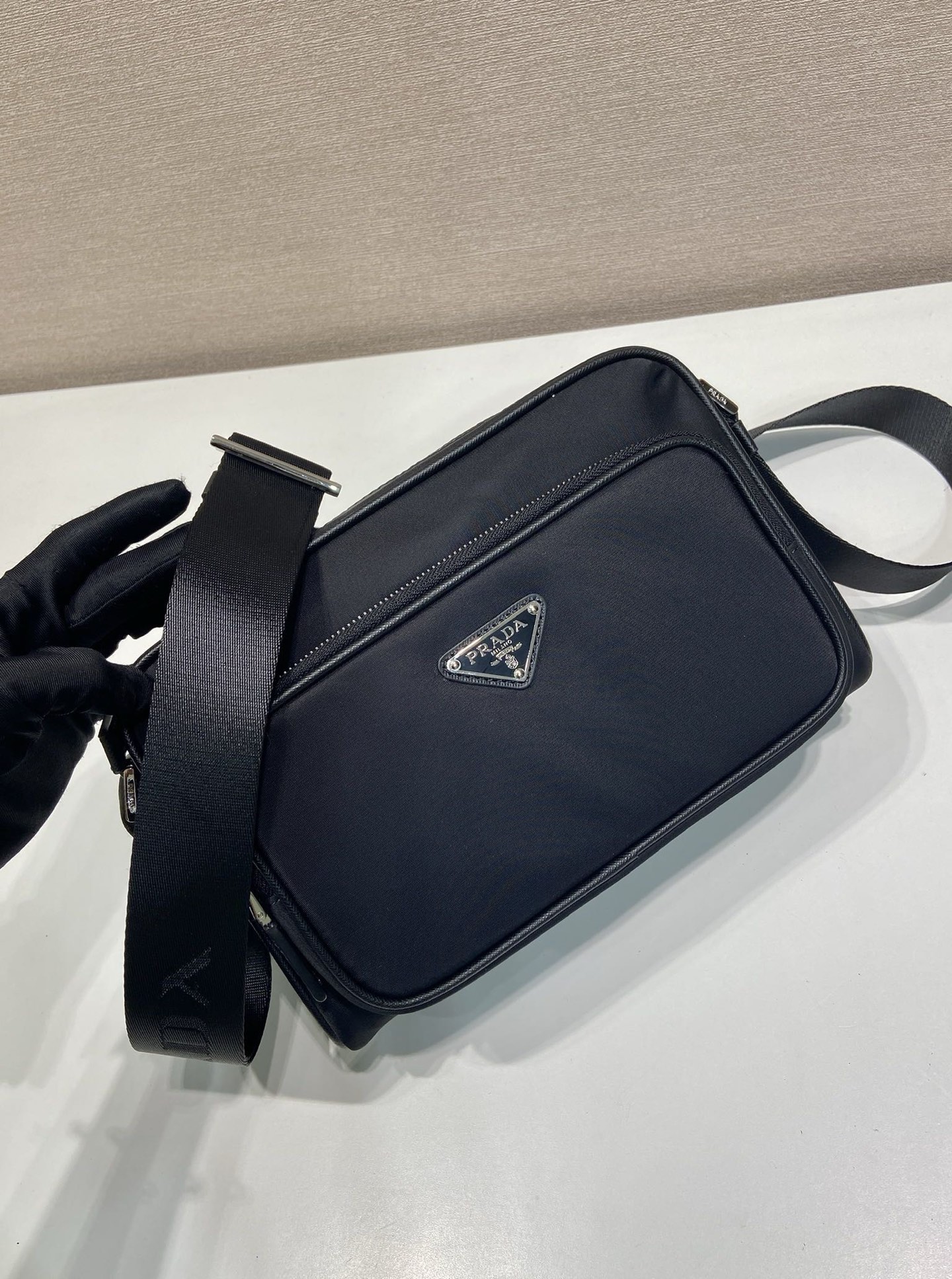 Prada Re-Nylon and Saffiano Leather Crossbody Bag, Black, 24 x 15.5 x 7 cm 5 i1757487397291 971 0 3