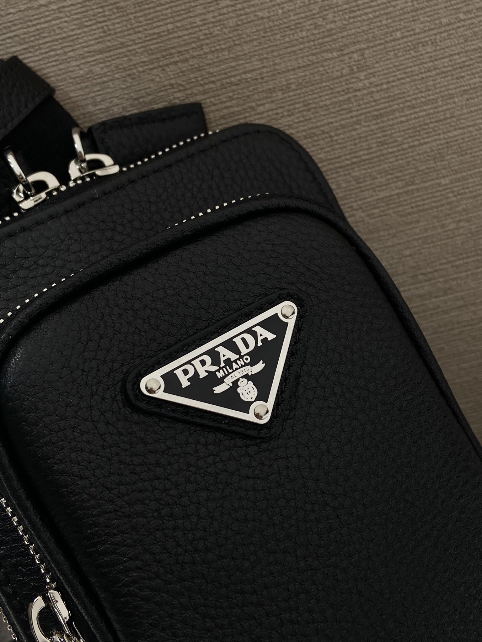 Prada Leather Smartphone Case Crossbody Bag - 2VH195 - Black 6 i1758528890381 3951 0 5