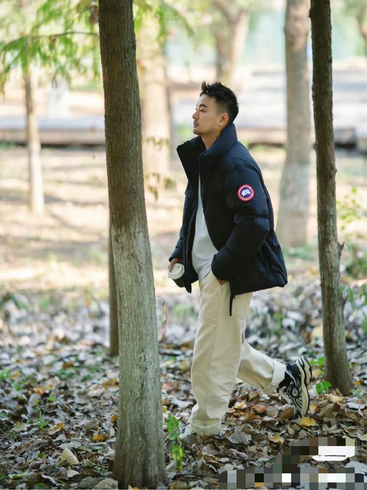 Canada Goose Lawrence short style, unisex. Classic black, embroidered logo. Fashionable, warm with 90% duck down (300g). Soft, water-resistant.-Big cat