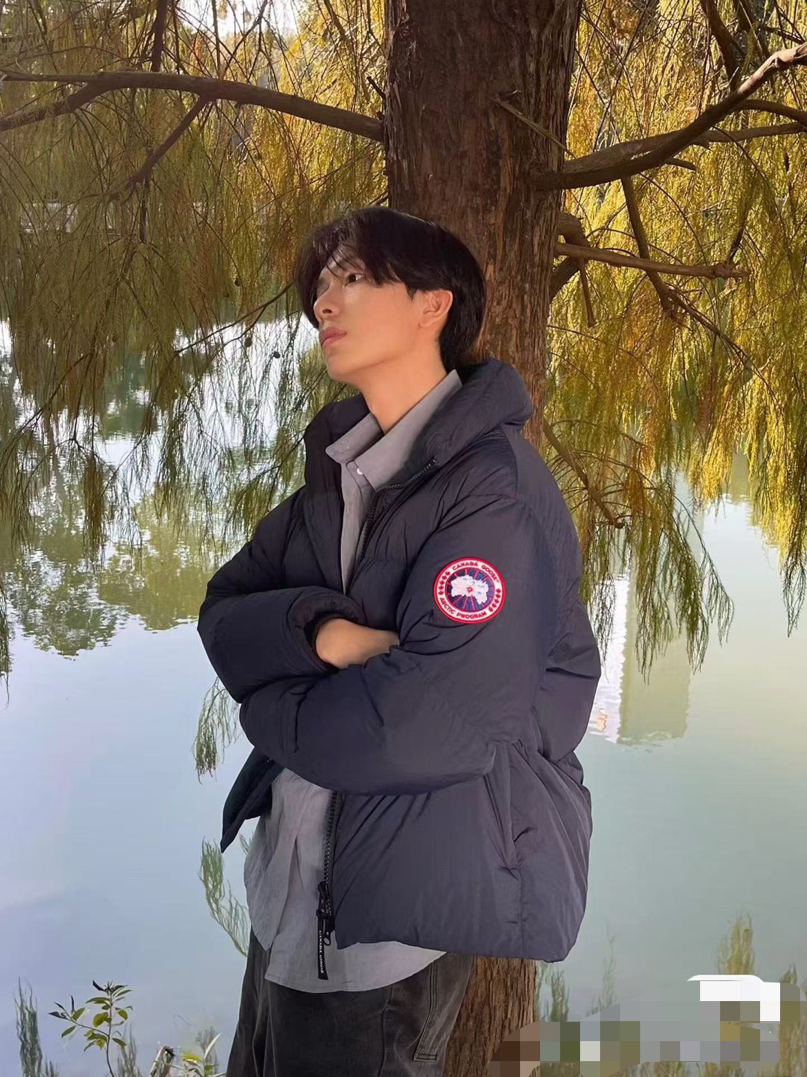 Canada Goose Lawrence short style, unisex. Classic black, embroidered logo. Fashionable, warm with 90% duck down (300g). Soft, water-resistant.-Big cat