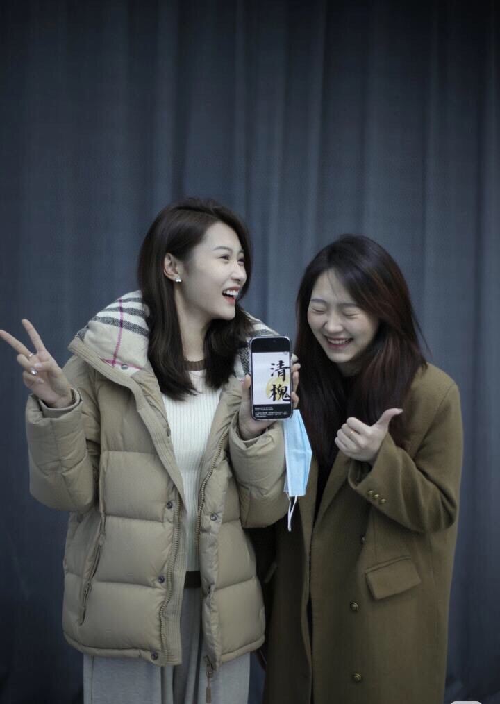 Guangzhou high-version Burberry detachable sleeve down jacket, Zhou Dongyu same style. Colors: Black, Khaki. Sizes: S-XXL.-Big cat