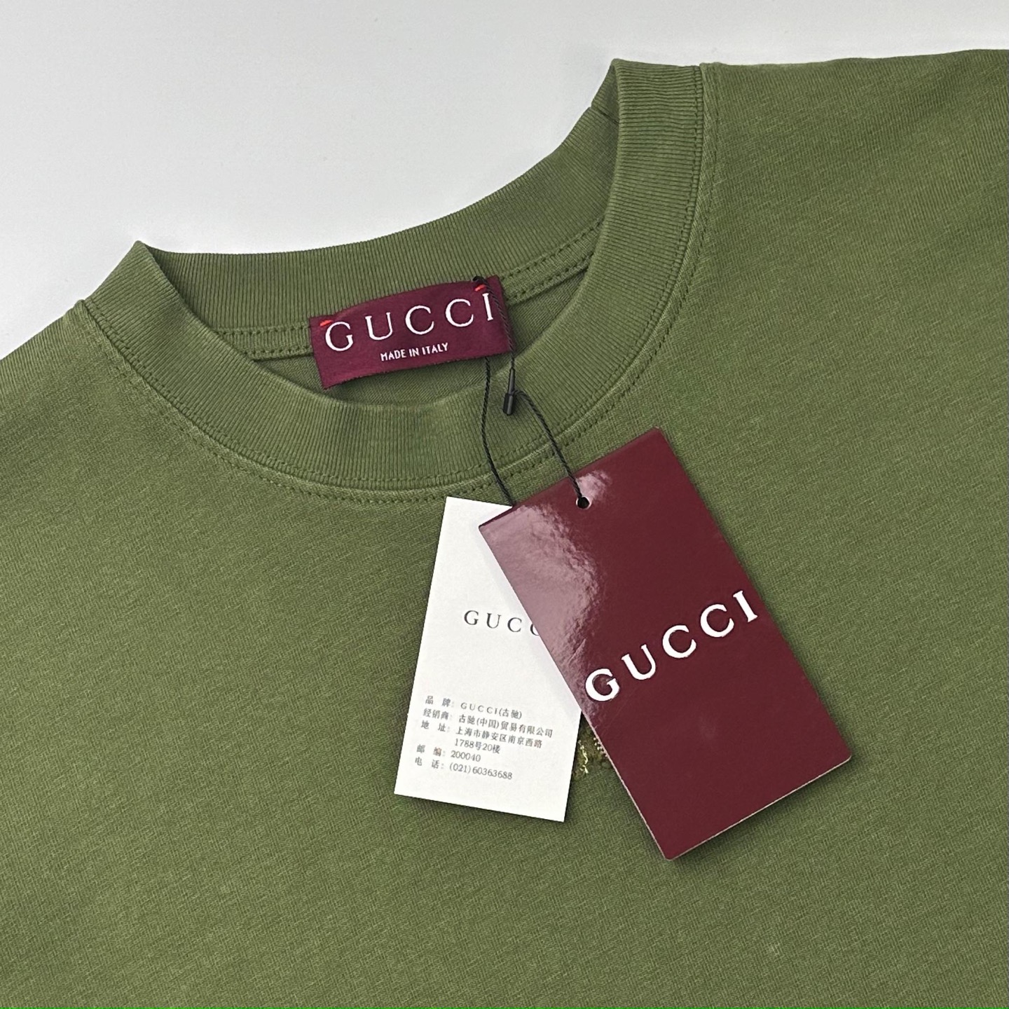 Gucci  

款号：G917#古驰官网新款洗水字母刺绣短袖

面料- 采用320克双股精梳棉面料.索