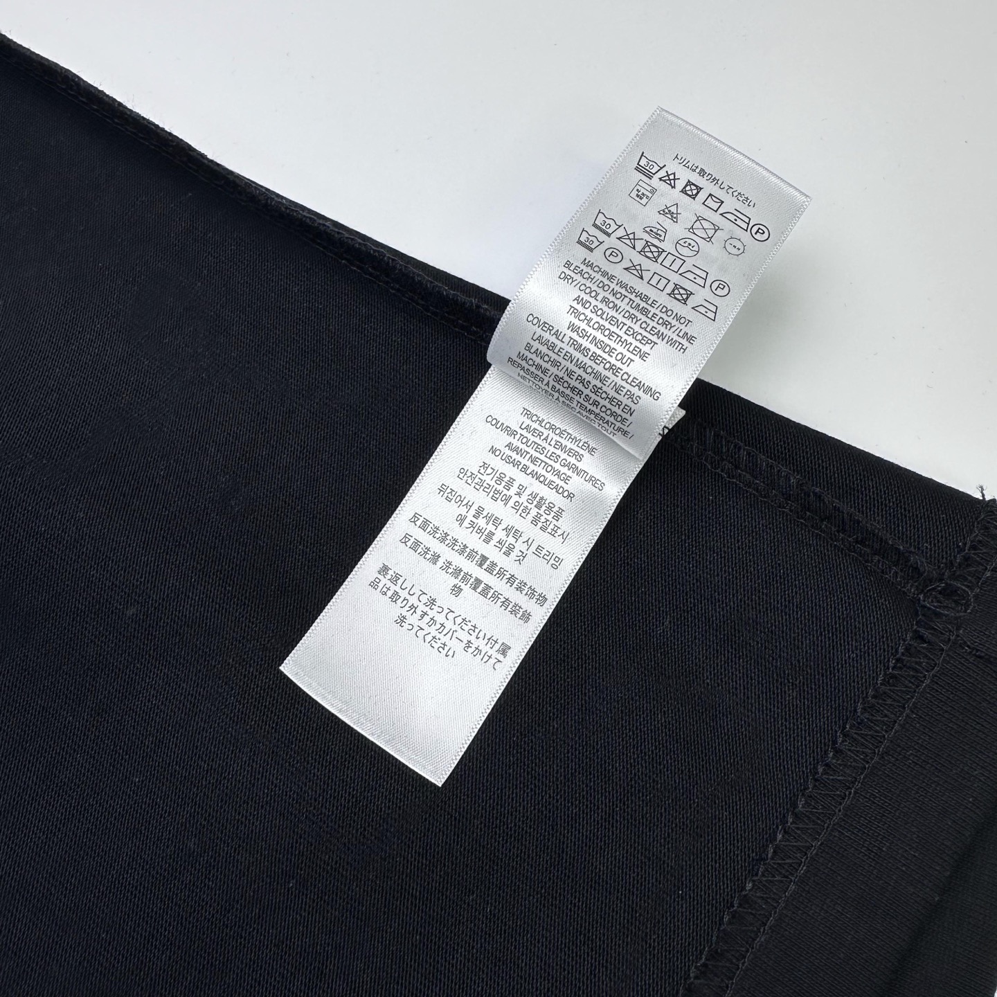 Burberry 

款号：B618#博柏利新款刺绣麦穗战马短袖官网同步

面料- 采用320克双股精梳