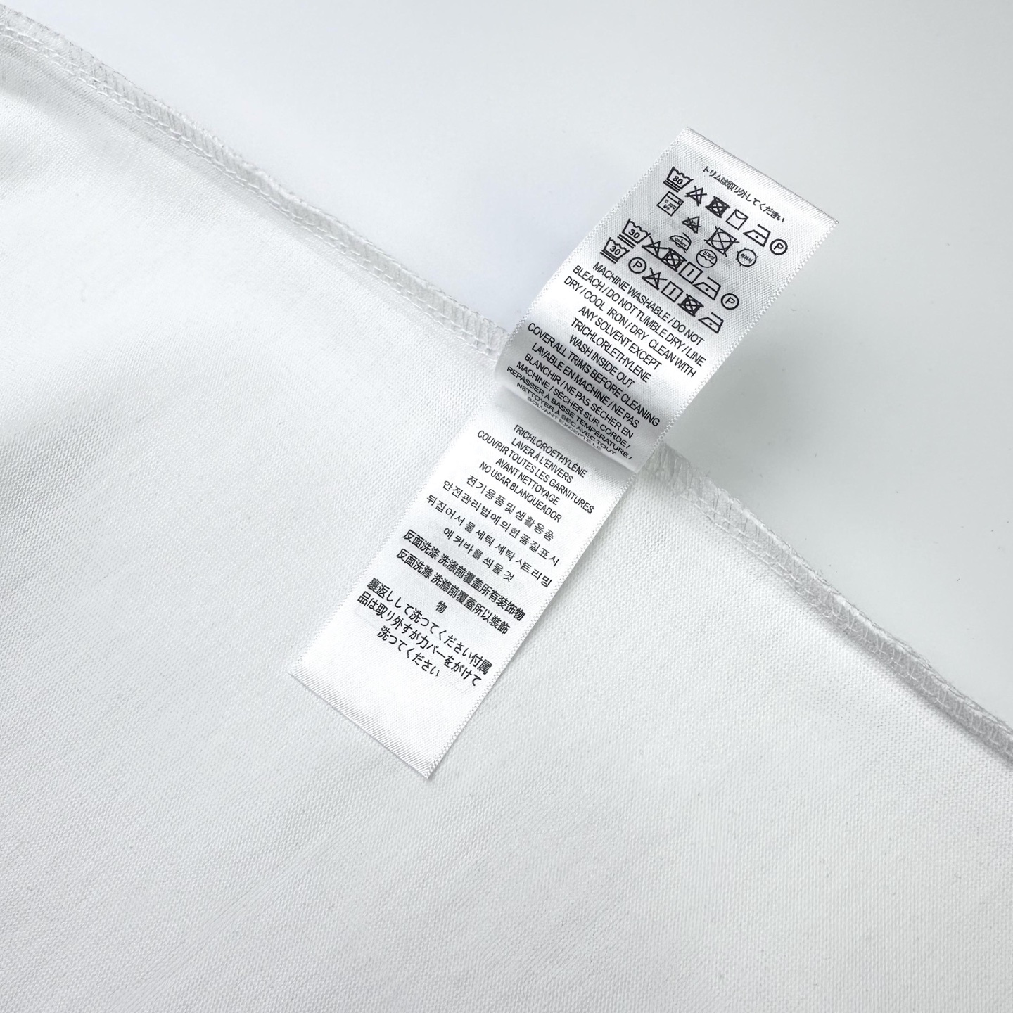 Burberry 

款号：B618#博柏利新款刺绣麦穗战马短袖官网同步

面料- 采用320克双股精梳