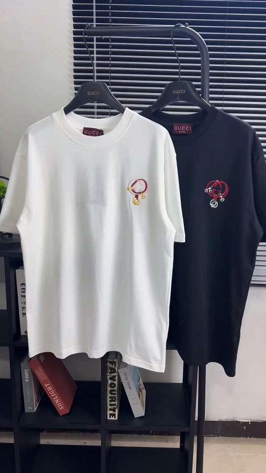 G950 (Gucci) video display