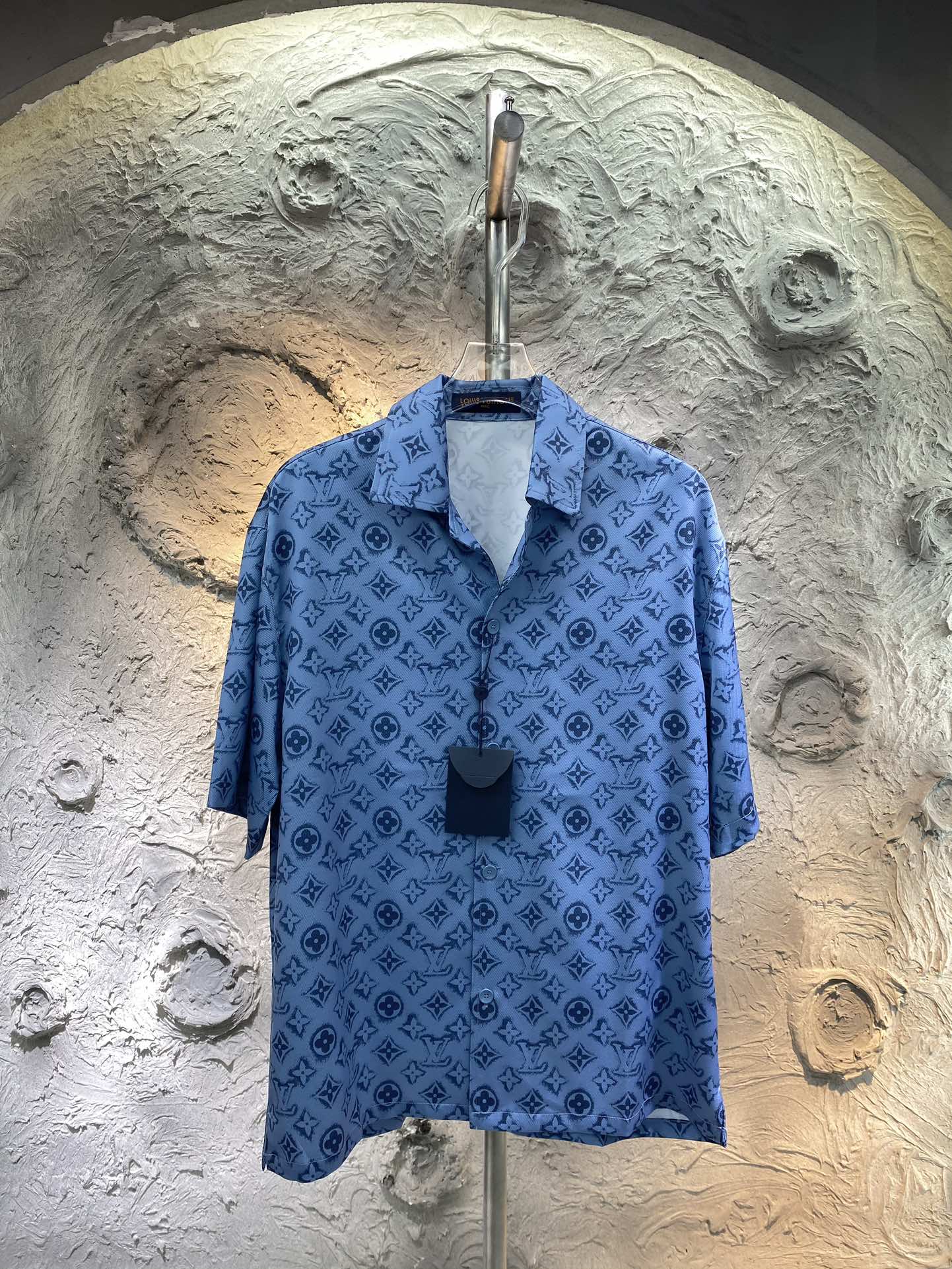 Louis Vuitton Odzież Koszule i bluzki Szorty Stroje dwuczęściowe i pasujące zestawy Replica projektantów najwyższej jakości
 Unisex Casual