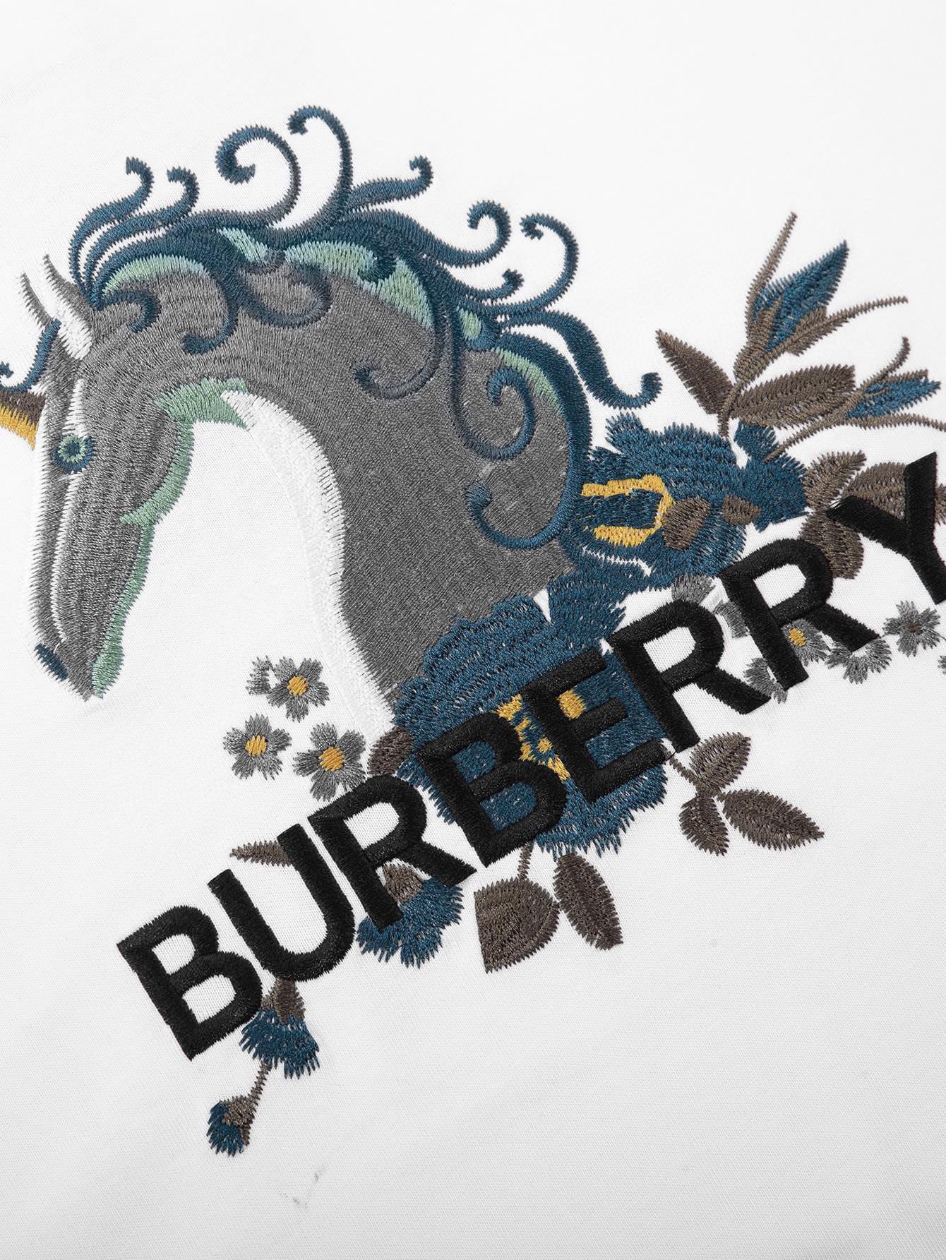 巴宝莉/Burberry 夏季新款 天马高密度刺绣工艺圆领短袖T恤