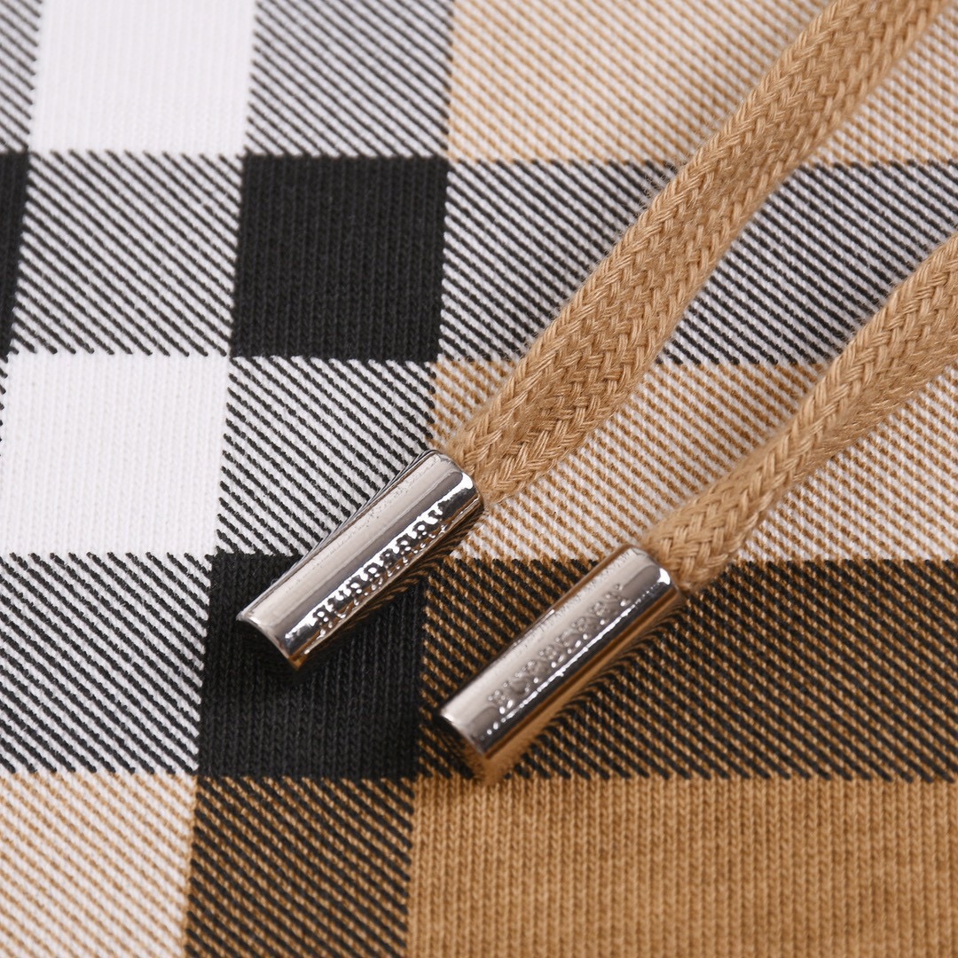 巴宝莉/Burberry 秋冬新品 经典格纹开衫拉链外套