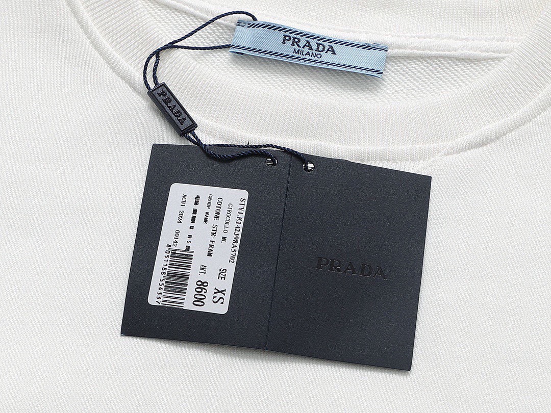 普拉达/Prada 秋冬新品 经典三角徽标圆领卫衣
