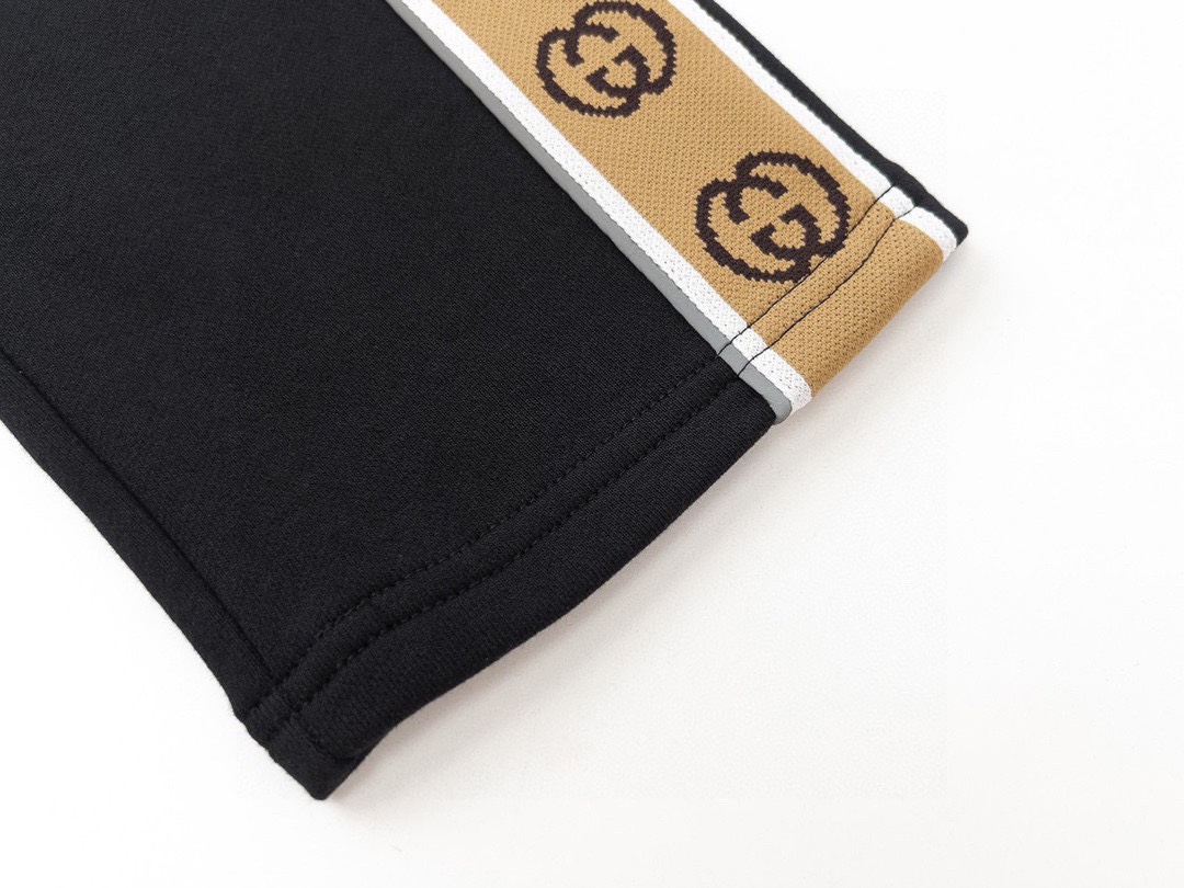 古驰/Gucci 秋冬新品 侧边字母织带反光条休闲长裤