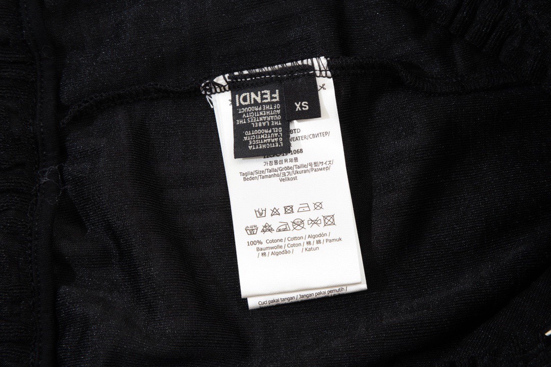 芬迪/Fendi 夏季新款 双F纹毛巾面料提花休闲短裤