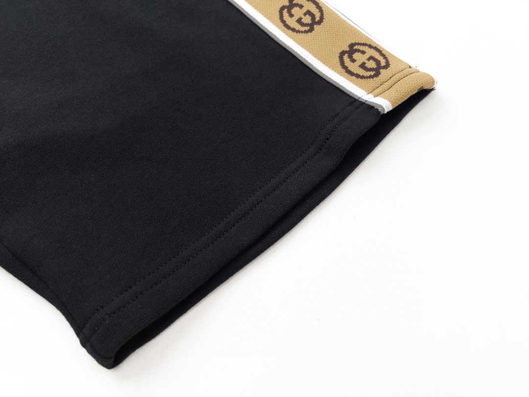 古驰/Gucci 夏季新款侧边反光织带休闲短裤两侧经典品牌logo