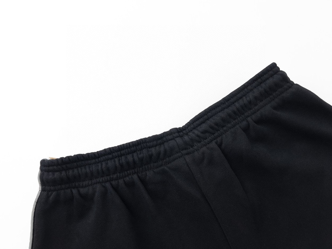 古驰/Gucci 夏季新款侧边反光织带休闲短裤两侧经典品牌logo